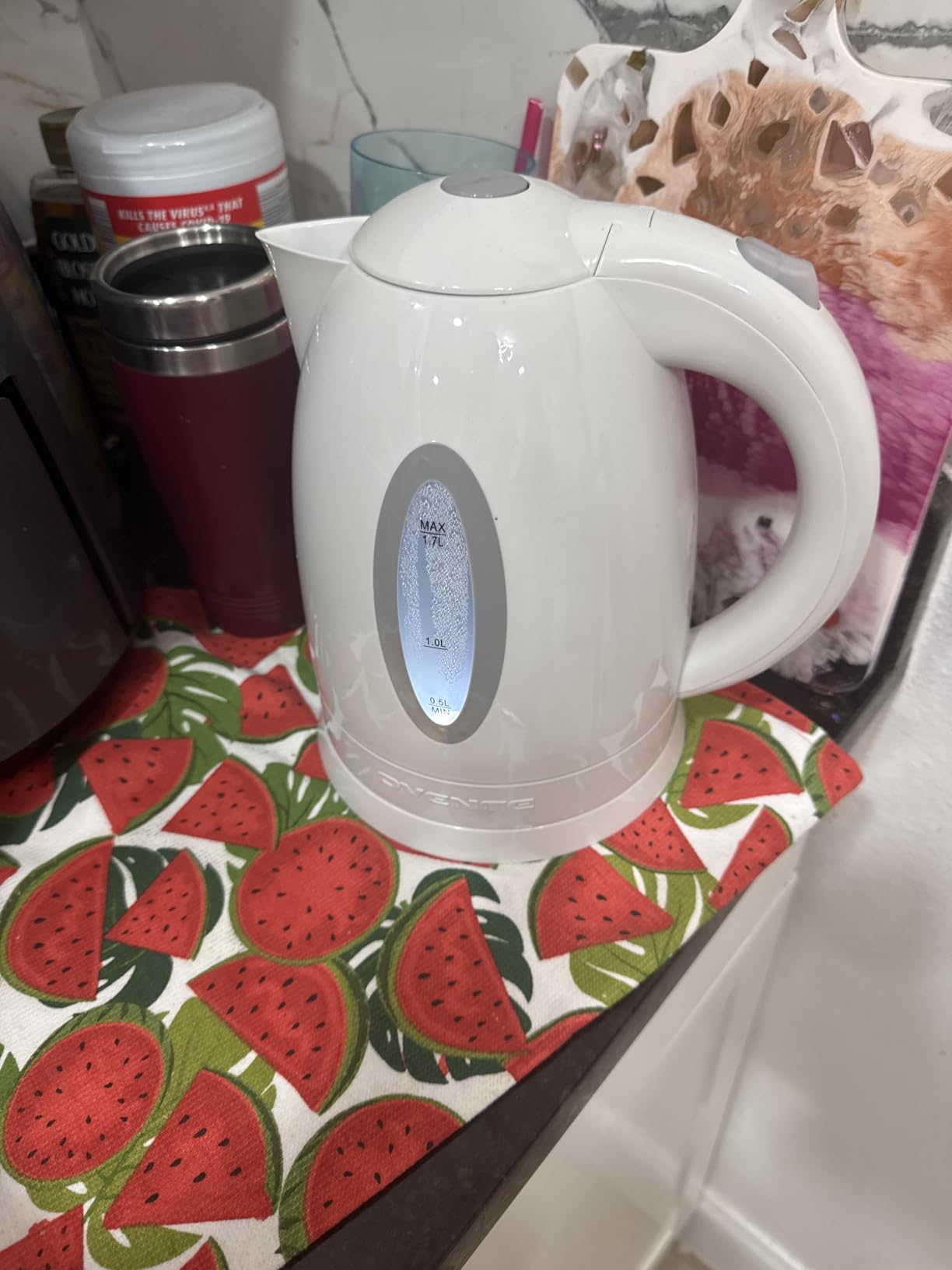 OVENTE 1.7L Electric Tea Kettle, 1100W BPA-Free Water Boiler, White KP72W customer photo 2