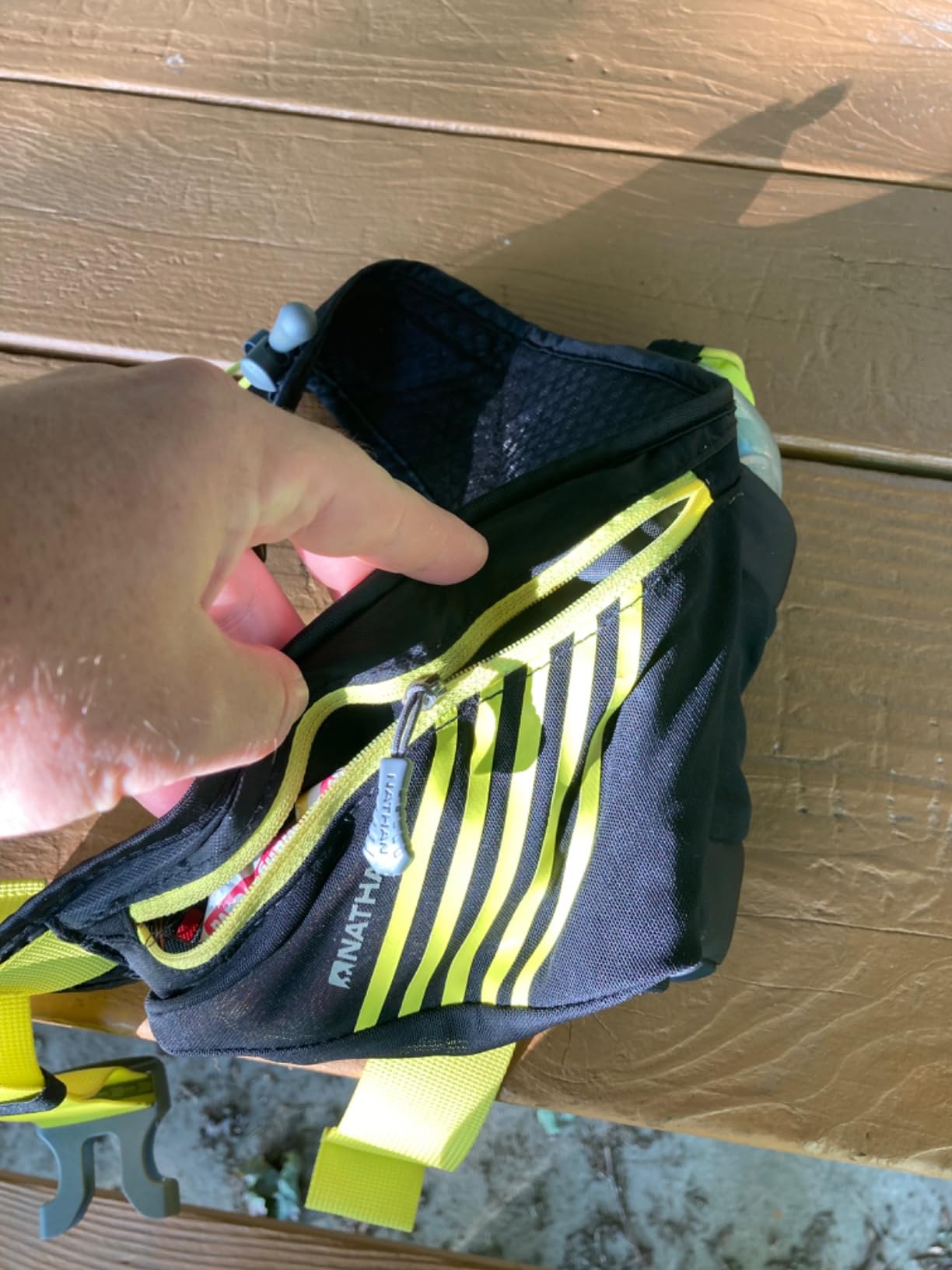 Nathan Peak Running Hydration Waist Pack Belt w/ Speed Draw Flask Water Bottle, 18oz/535 ml Push/Pull Race Cap, Expandable Zippered Stretch Pocket customer photo 1