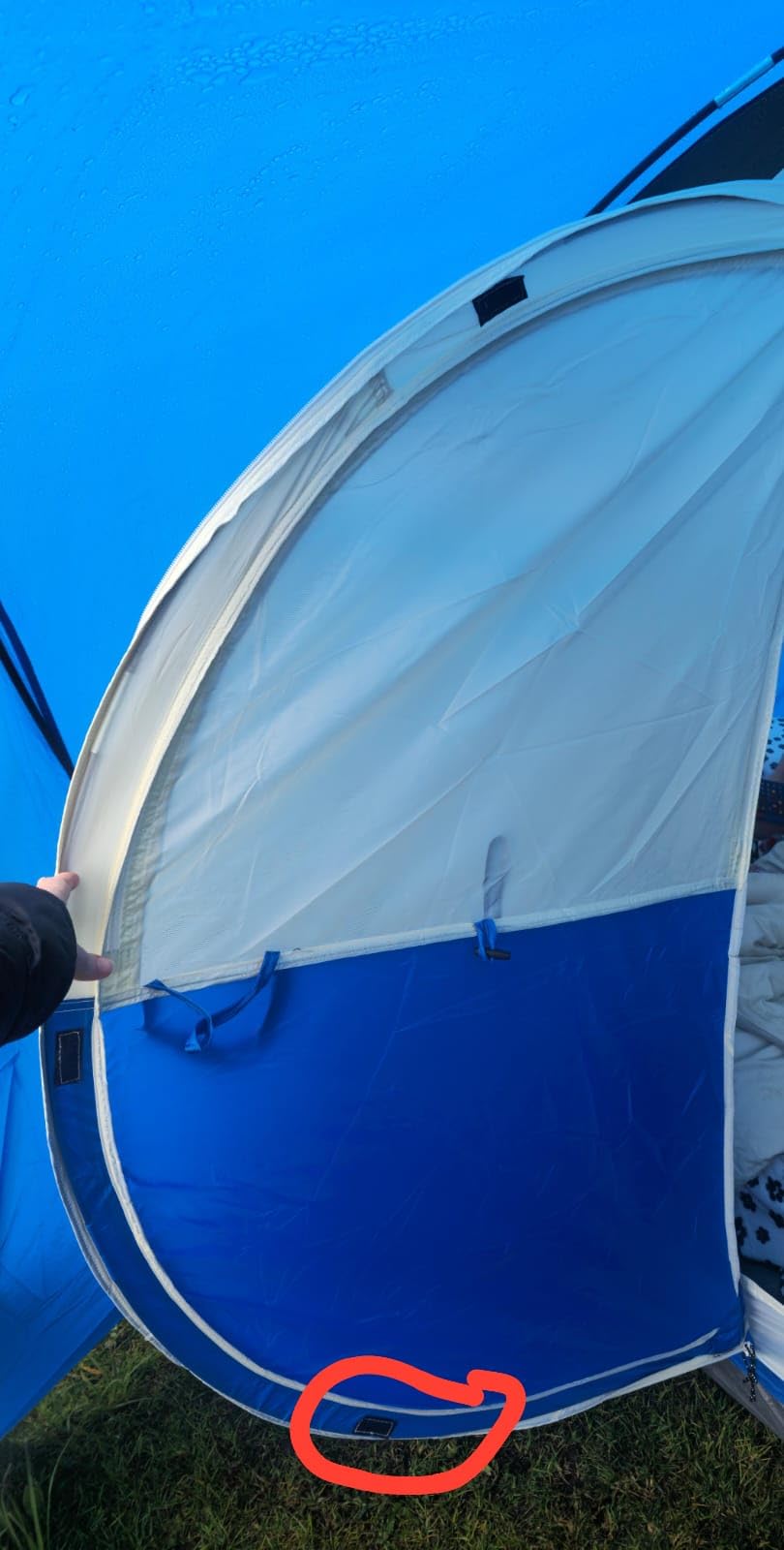 Coleman Montana Camping Tent, 6/8 Person Family Tent with Included Rainfly, Carry Bag, and Spacious Interior, Fits Multiple Queen Airbeds and Sets Up in 15 Minutes customer photo 2