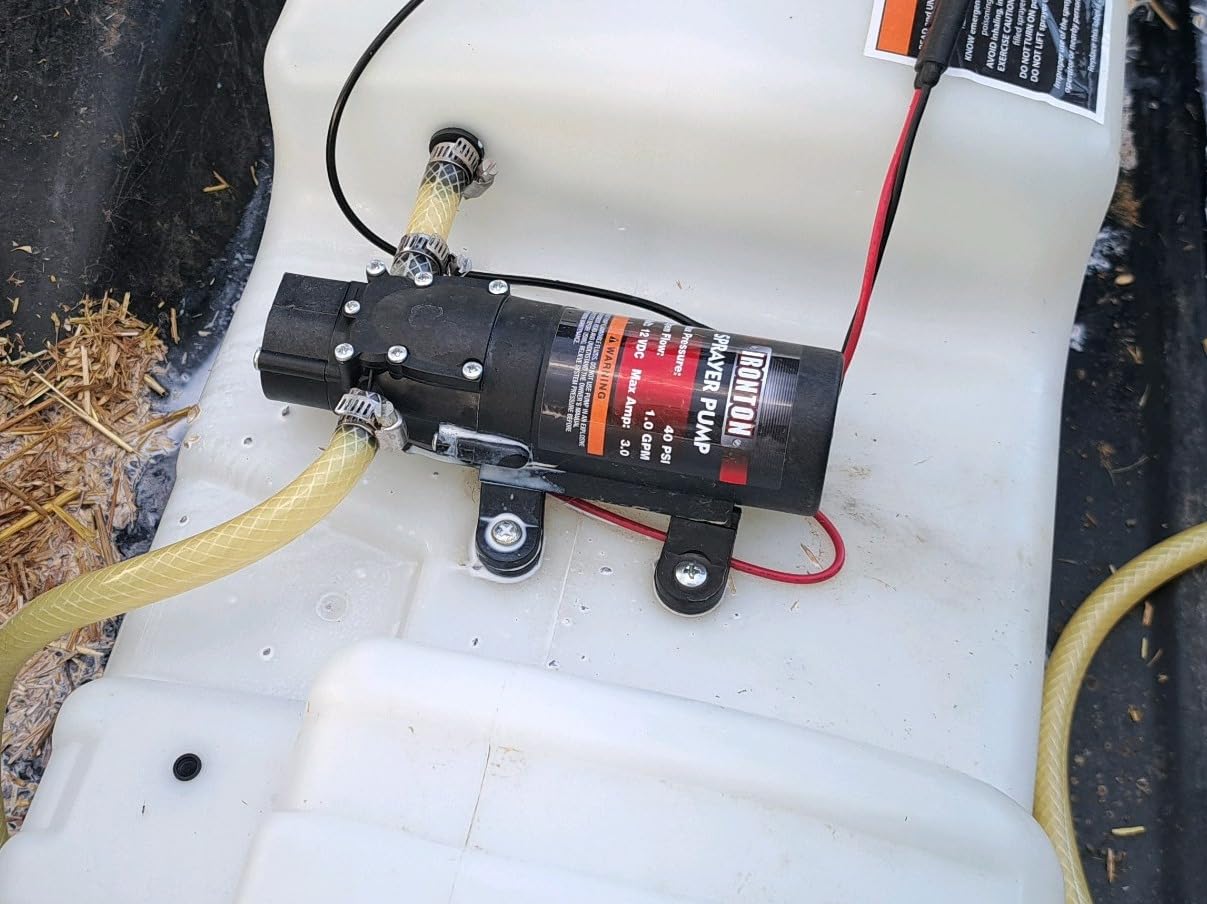 Ironton 12V Sprayer Pump, 8-Gallon, 1 GPM, 12V, 12ft. Vertical Spray Reach customer photo 1