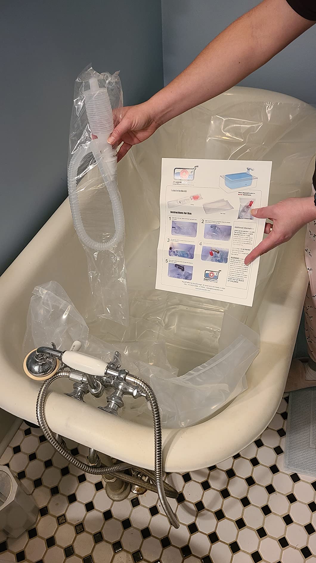 AquaPodKit Made in USA - Emergency Bathtub Water Storage Bladder 65-100 Gallon Capacity - BPA Free- Food Grade Materials - Hurricane Disaster Preparedness Supply - Family Survival Supply (Bag) customer photo 1