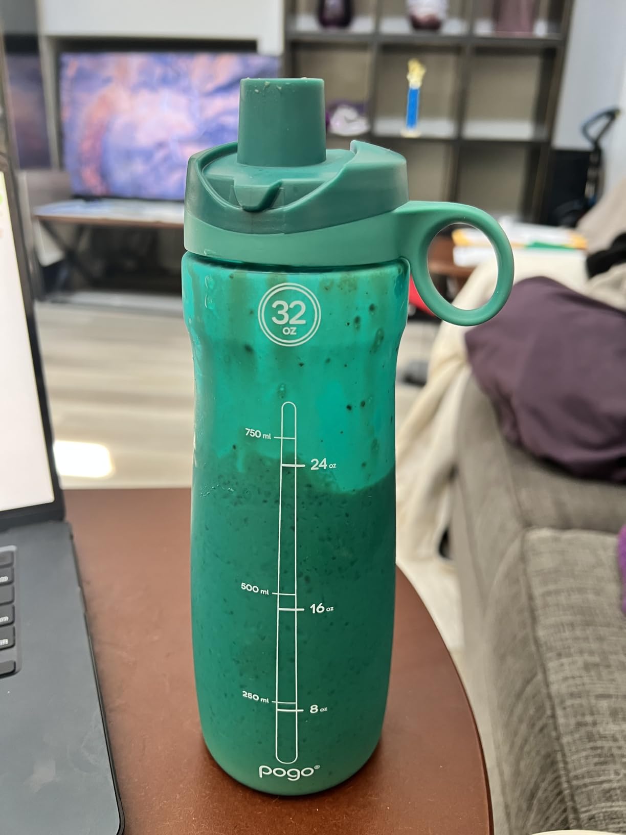 Pogo BPA-Free Tritan Plastic Water Bottle with Chug Lid, 32 Oz, Grey customer photo 1