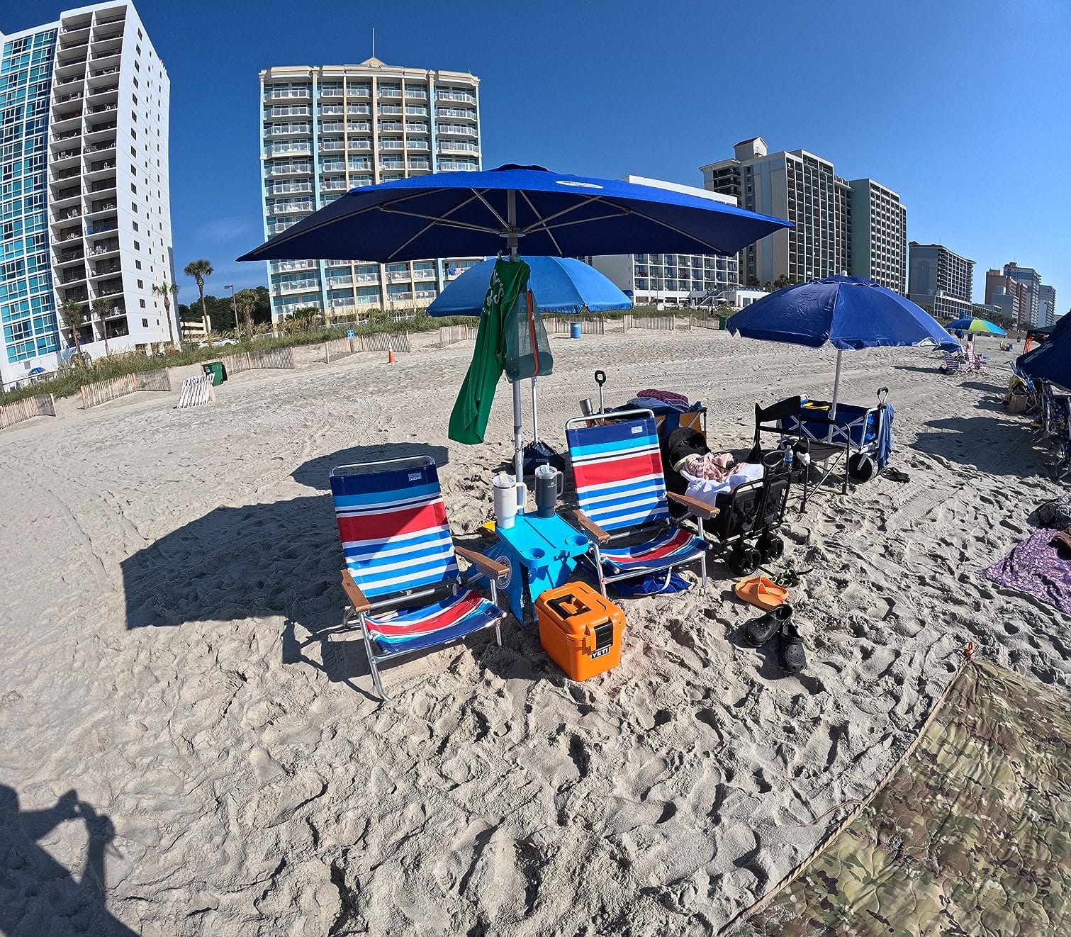 BEACHBUB ALL-IN-ONE BEACH UMBRELLA SYSTEM. Includes ULTRA Base (compliant with the ASTM F3681-24 Beach Umbrella Safety Standard). (Deep Ocean Blue) customer photo 1