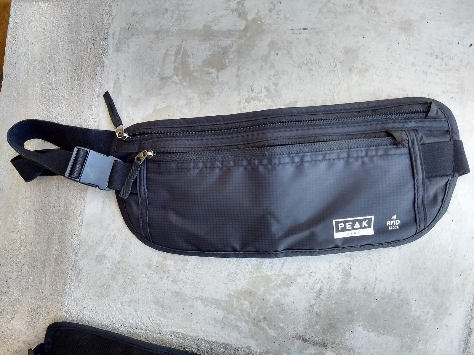 Peak Gear Travel Money Belt. Premium Quality Travel Wallet with RFID Blocking Fabric to Protect Credit Cards, Passports and Documents. Exclusive Theft Protection and 2 Recovery Tags | Beige customer photo 2