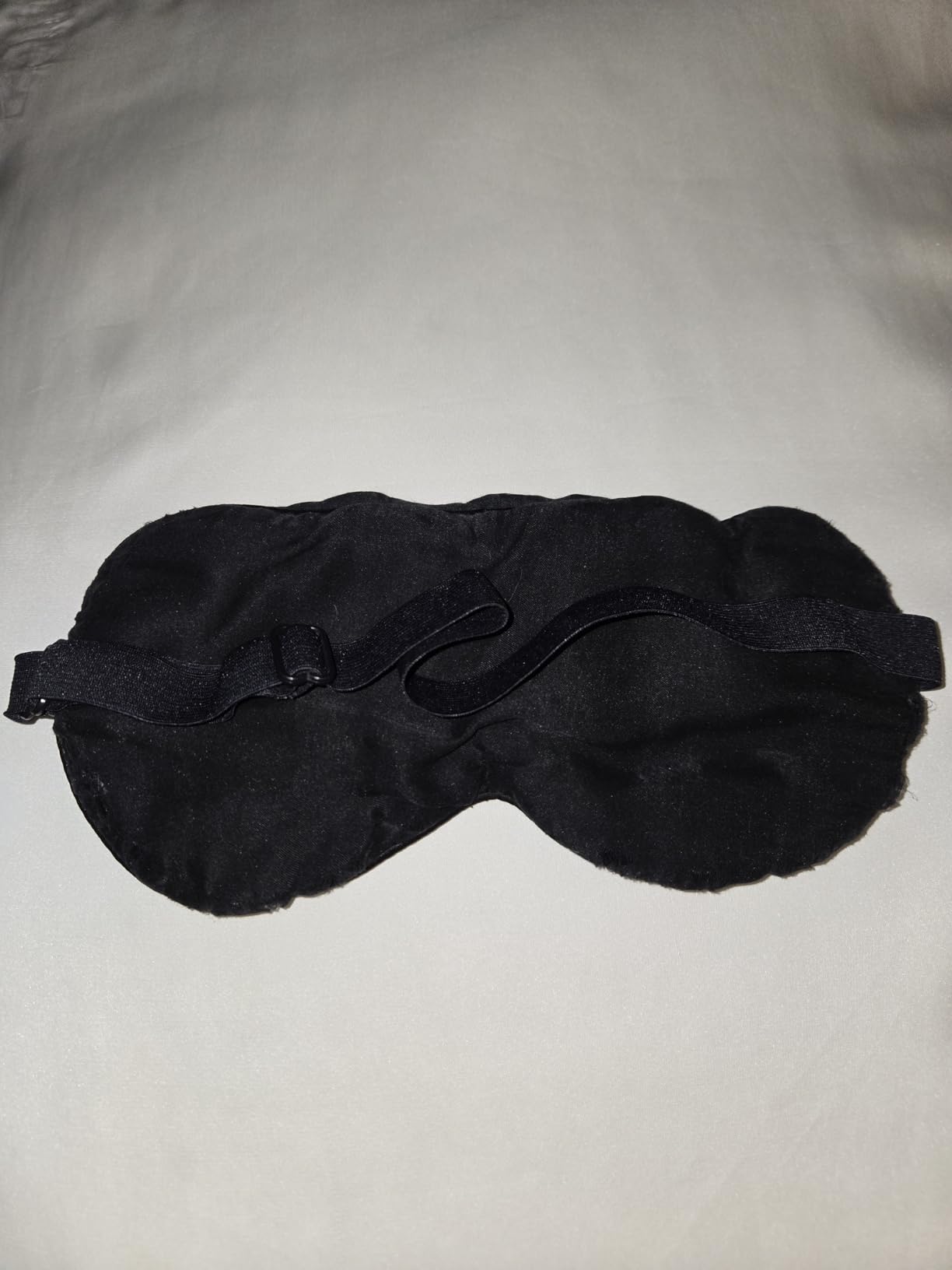 Jersey Slumber 100% Silk Sleep Mask for Women Men Side Sleeper - Light Blocking Eye Mask for Sleeping, Zero Pressure Soft Blindfold, Adjustable Strap, Silk Eye Cover for Travel Nap - Black customer photo 1
