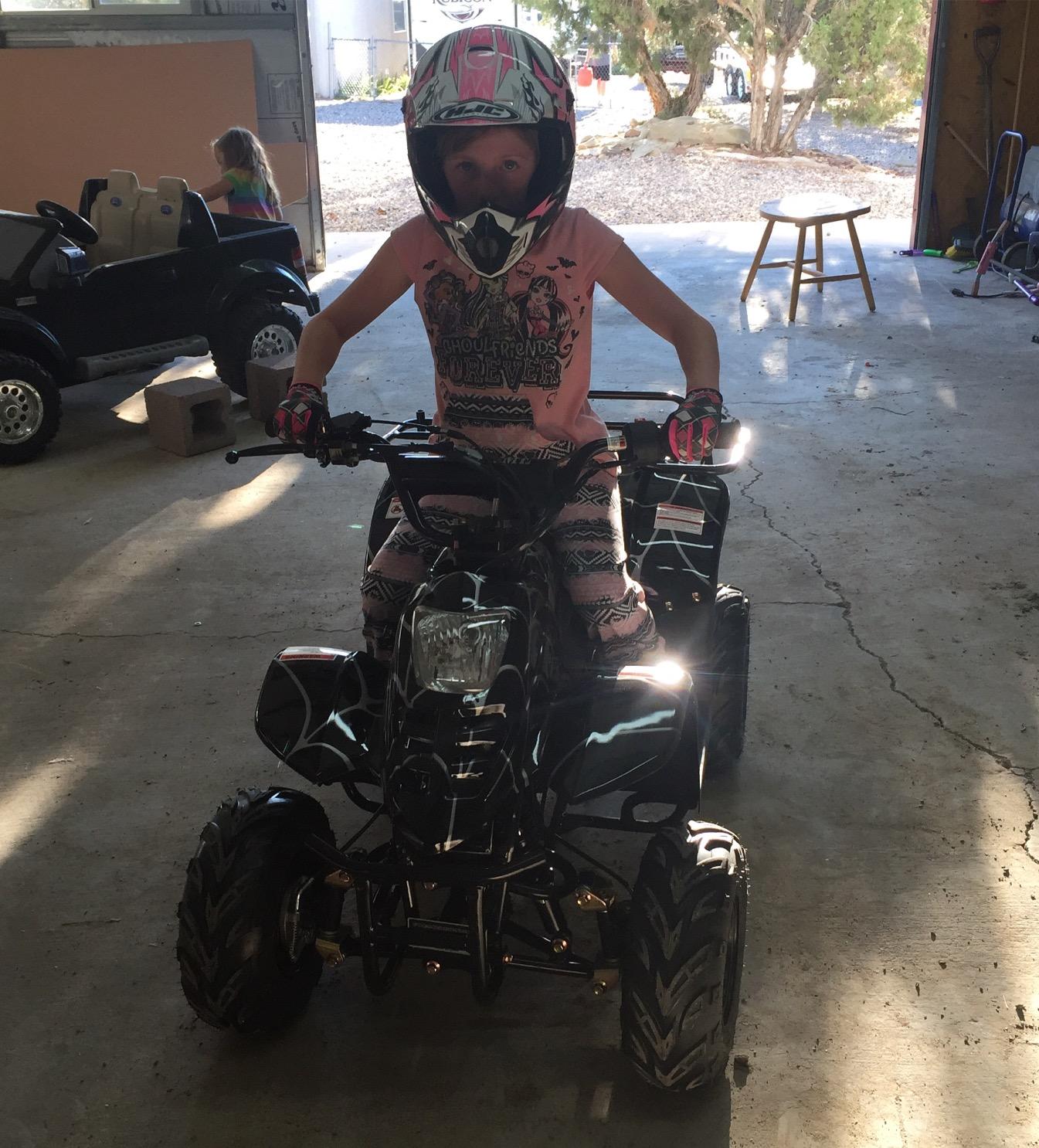 110cc ATV Four Wheelers Fully Automatic 4 Stroke Engine 6 Inch Tires Quads for Kids Spider Black customer photo 2