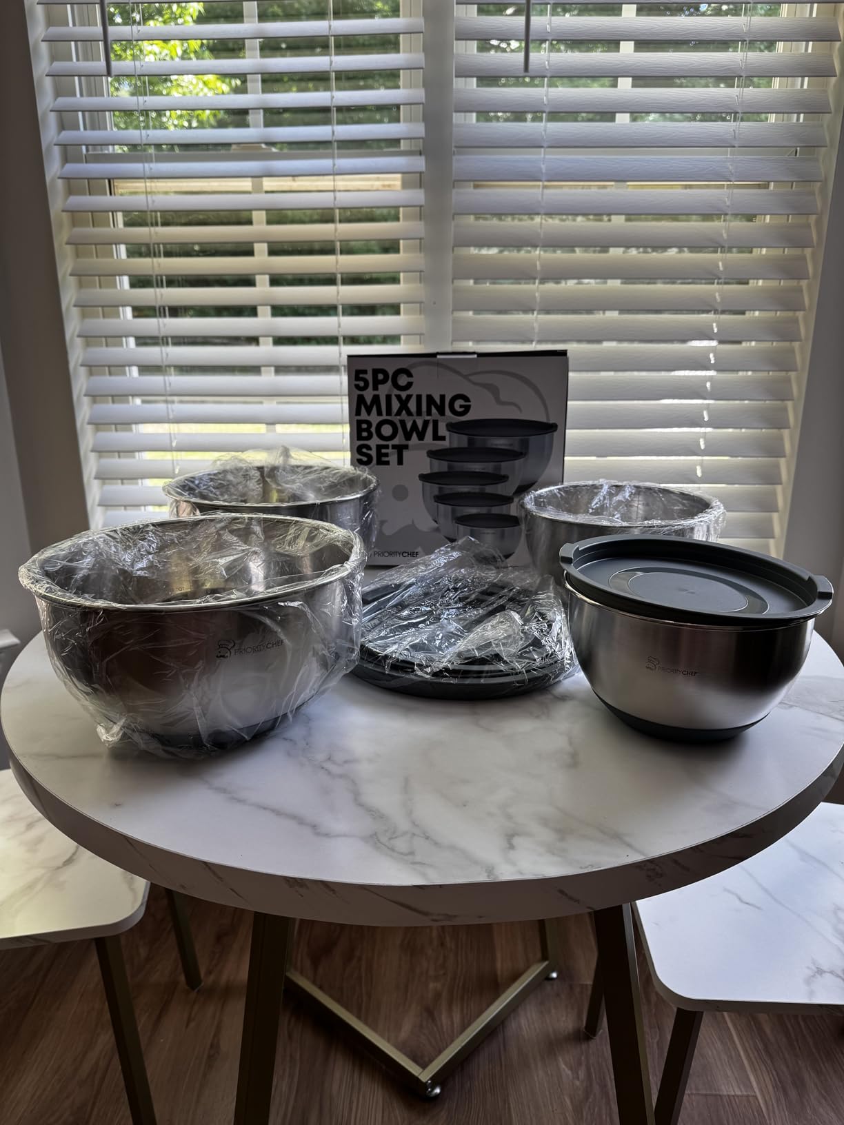 Priority Chef Premium Mixing Bowls With Lids Set, Airtight Lids, Thicker Stainless Steel, Non-Slip Base, 5 Nesting Steel Bowls for Kitchen, Large Prep Metal Bowl Set 1.5/2/3/4/5 Qt, Black customer photo 1