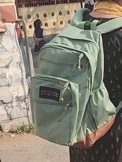 JanSport Cool Backpack, with 15-inch Laptop Sleeve - Large Computer Bag Rucksack with 2 Compartments, Ergonomic Straps, Black | Ergonomic Straps, Waterbottle Pocket, Campus Weekender Travel Rucksack customer photo 1