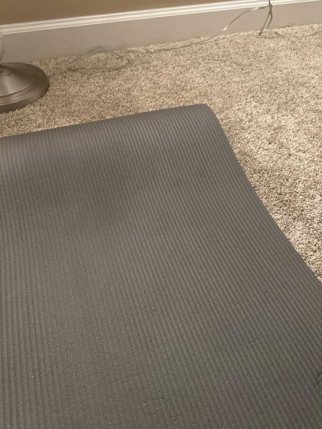 Fitvids All Purpose 1/4-Inch High Density Anti-Tear Exercise Yoga Mat with Carrying Strap with Optional Yoga Blocks, Multiple Colors customer photo 2