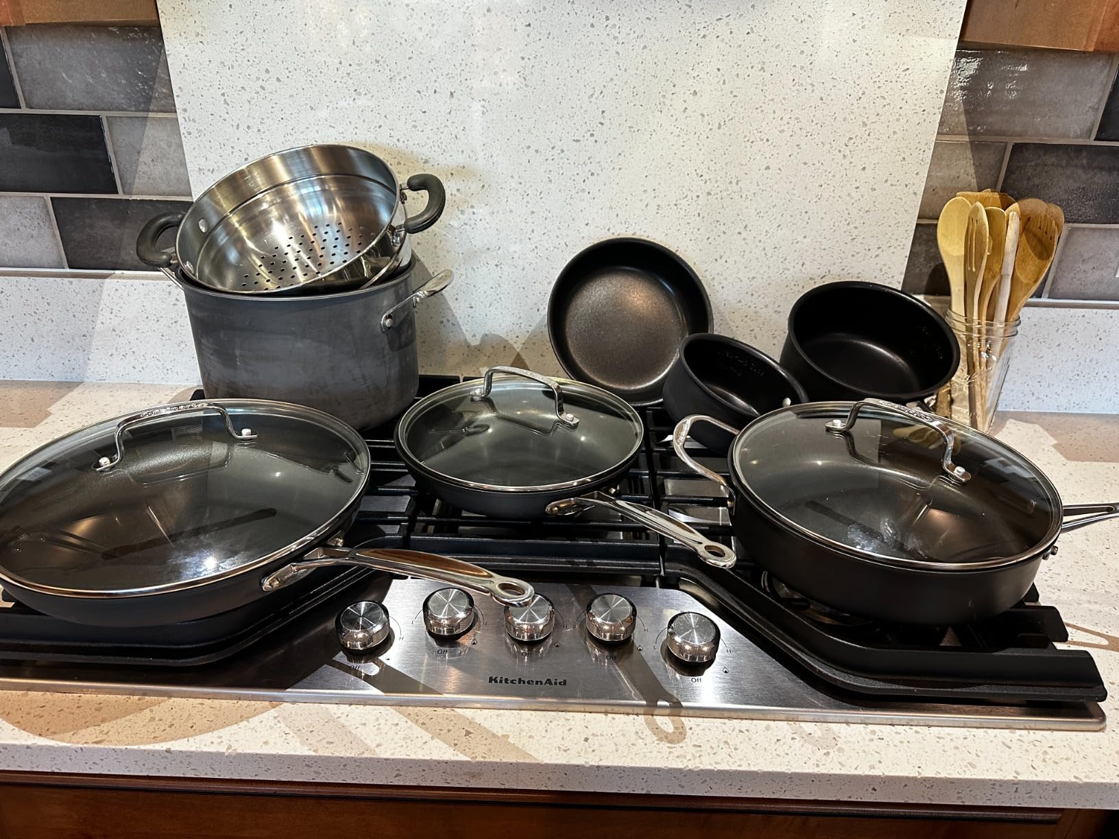 Cuisinart 17-Piece Pots and Pans Set, Non Stick Hard Anodized Cookware Set, Compatible with Electric, Gas Cooktops, Dishwasher Safe, Oven Safe Pot Set, Cool Grip Handles, Aluminum Core for Even Heat customer photo 1