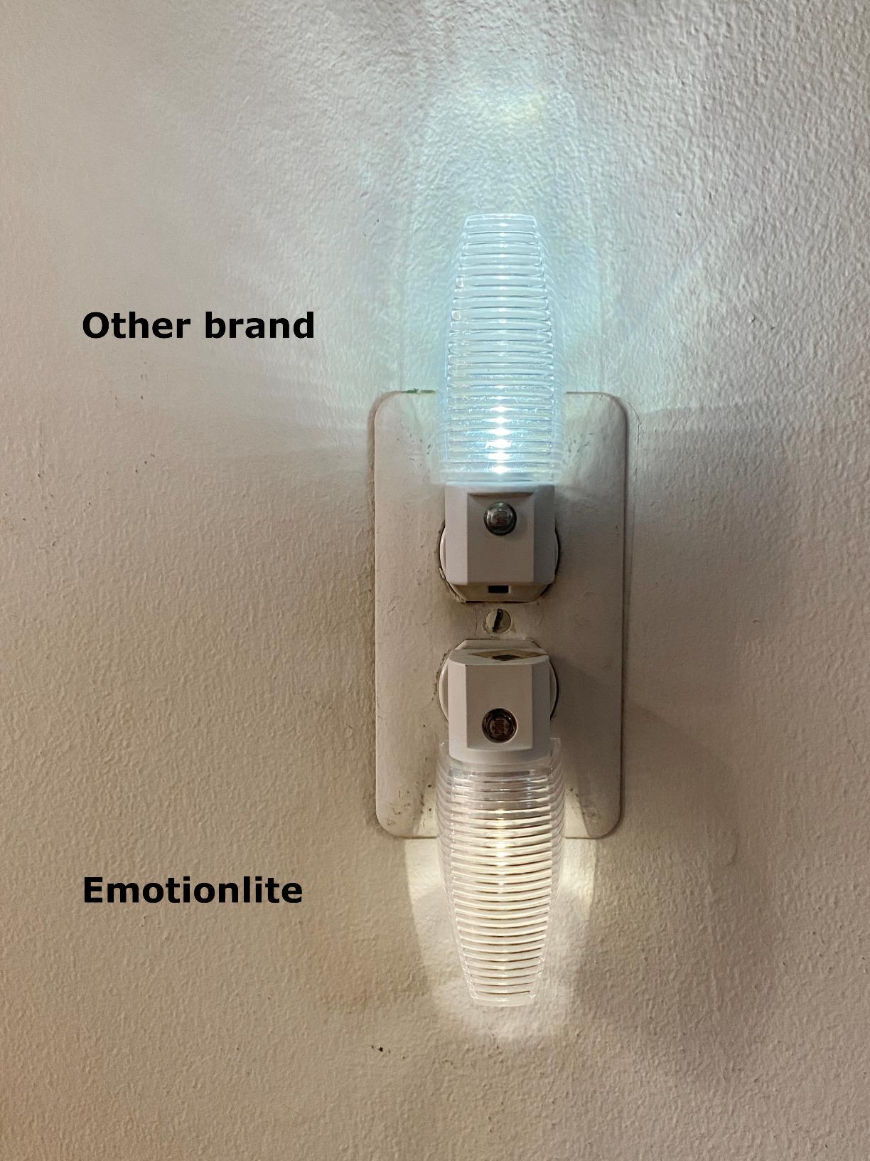 Emotionlite Plug-in Night Light, Dusk to Dawn Sensor, Warm White, 4 Pack customer photo 1