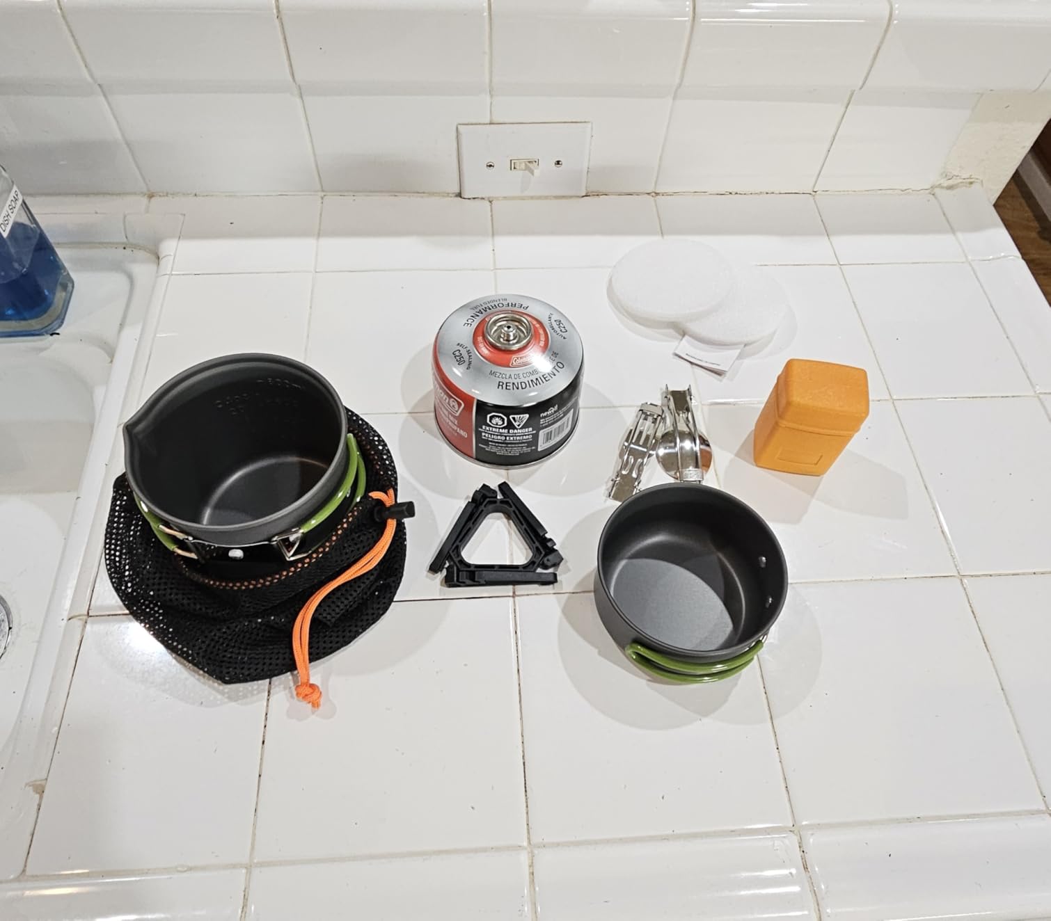 Odoland Camping Cookware Stove Set with 1.2L/0.6L Pots and Protable Stove customer photo 1