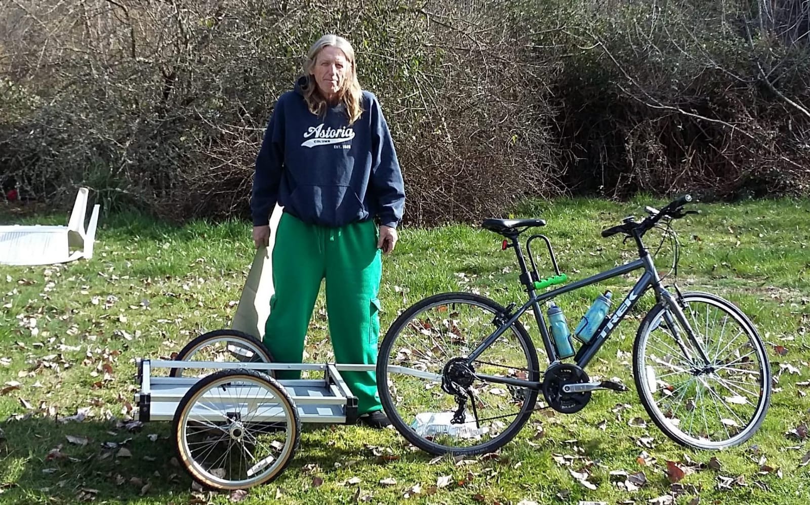 WIKE Heavy Duty Aluminum Flatbed Bike Trailer: Inside Cargo dims 56cmWx77cmL, max Payload 125lbs - Comes with Easy-Install Steel Bike Hitch, Steel-Reinforced Aluminum towbar, 2-20