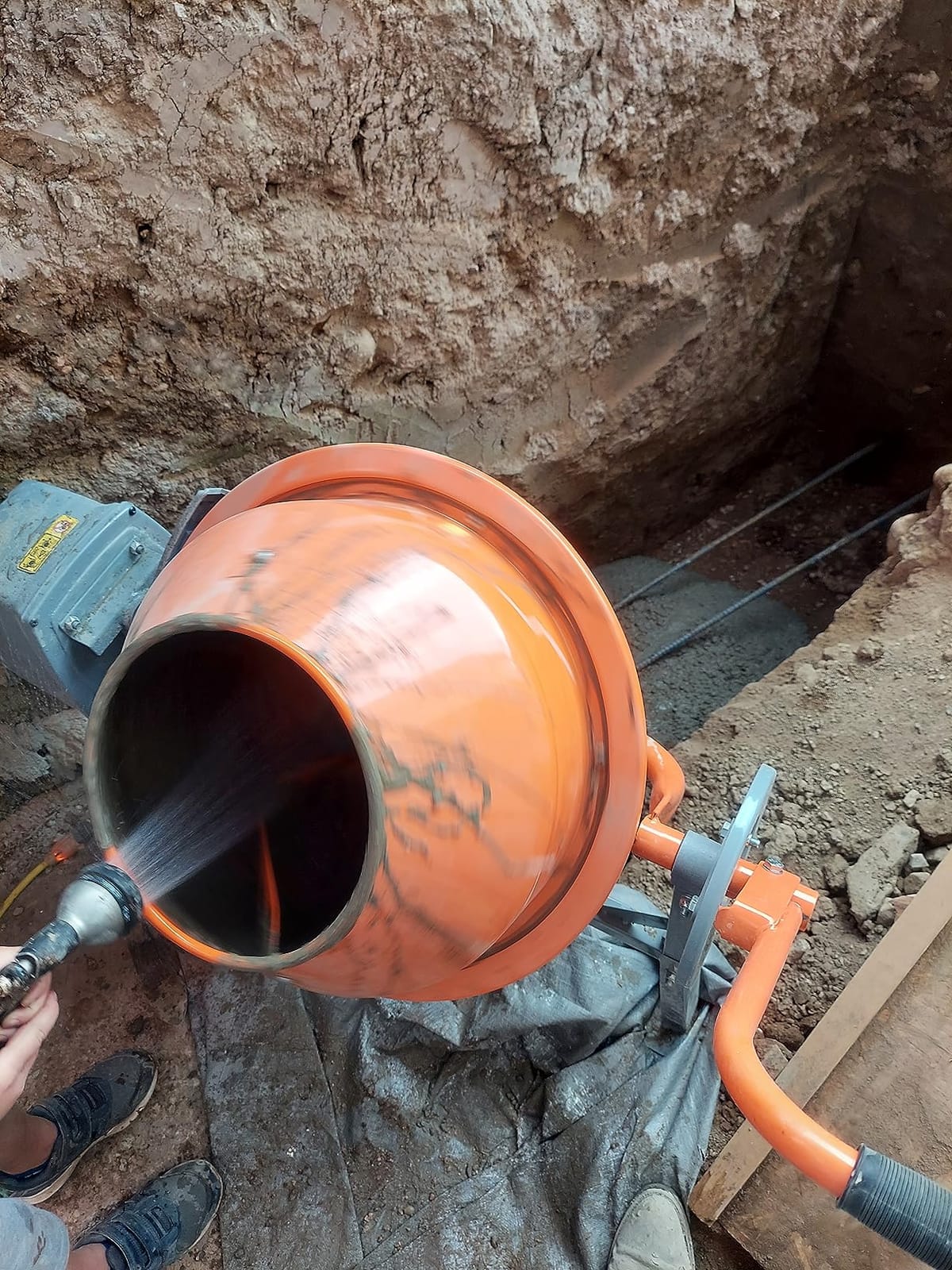 YARDMAX YM0115 4.0 Cu. Ft. Concrete Mixer customer photo 1