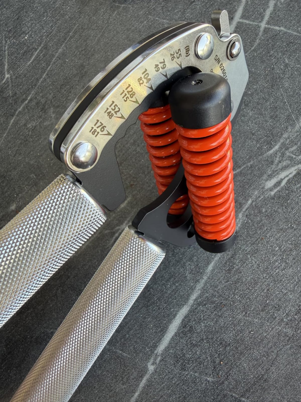 GD IRON GRIP Grip Strength Trainer Hand Gripper Forearm Strengthener Metal customer photo 1