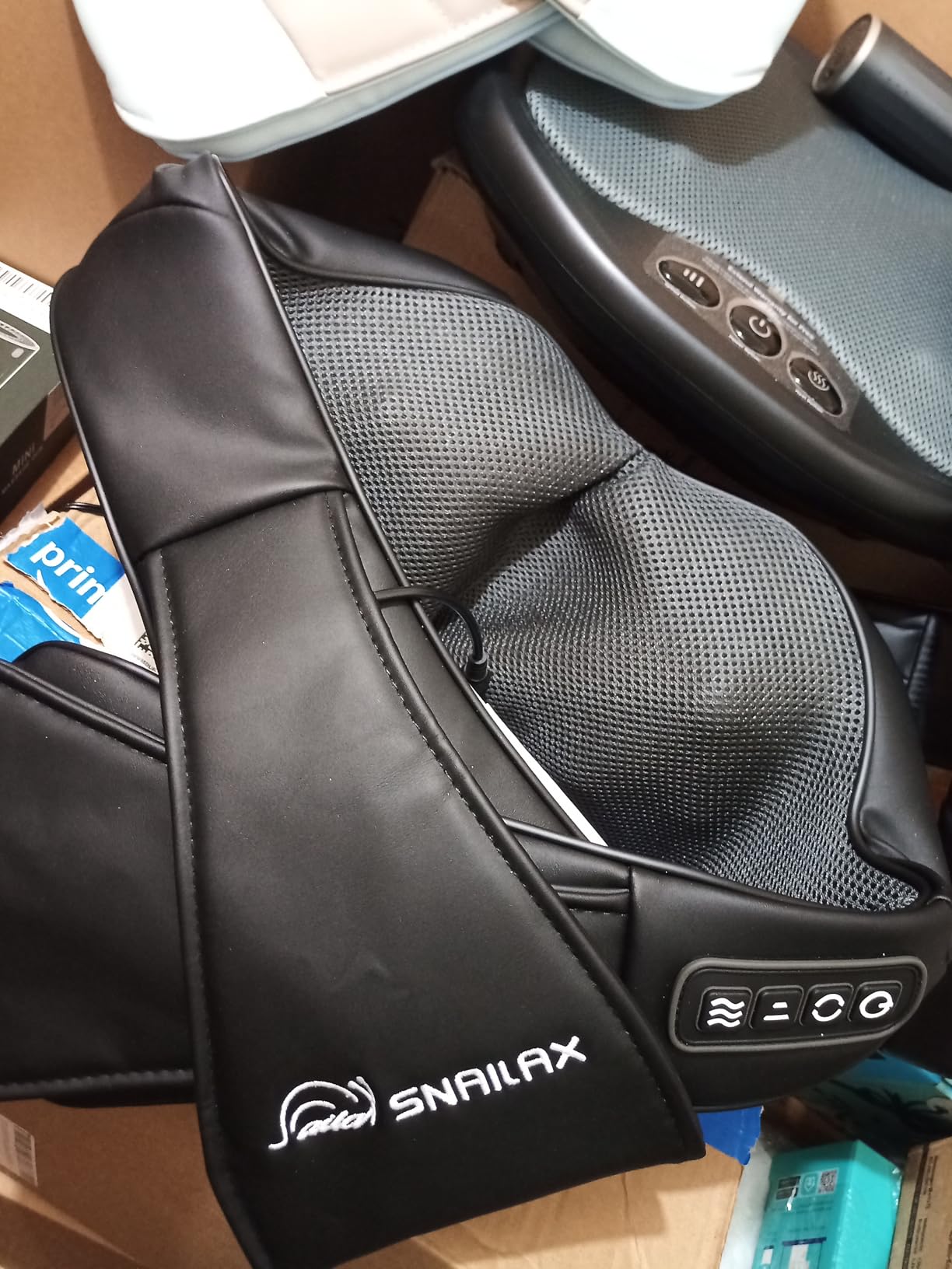 Shiatsu Neck & Shoulder Massager with Heat, Deep Tissue Back Massager customer photo 2