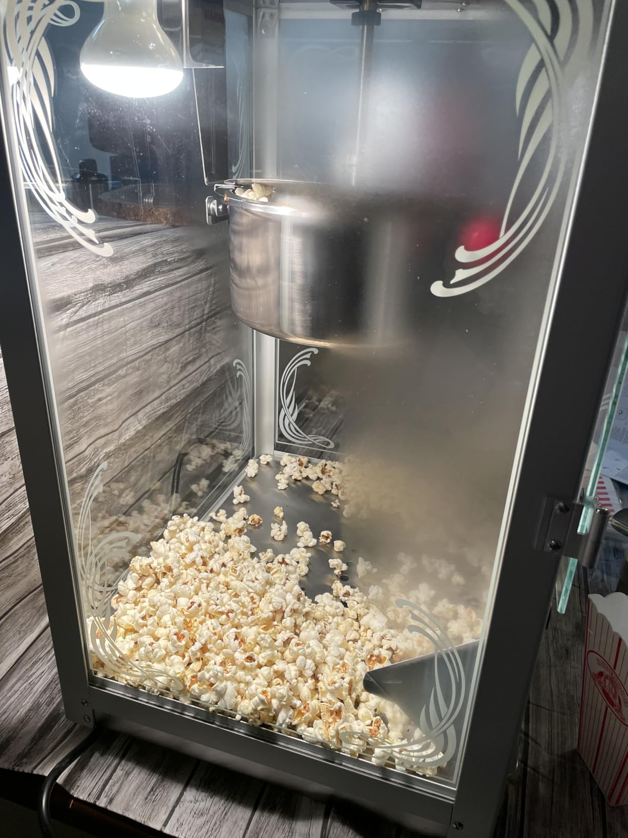 Majestic 16oz Popcorn Machine customer photo 1
