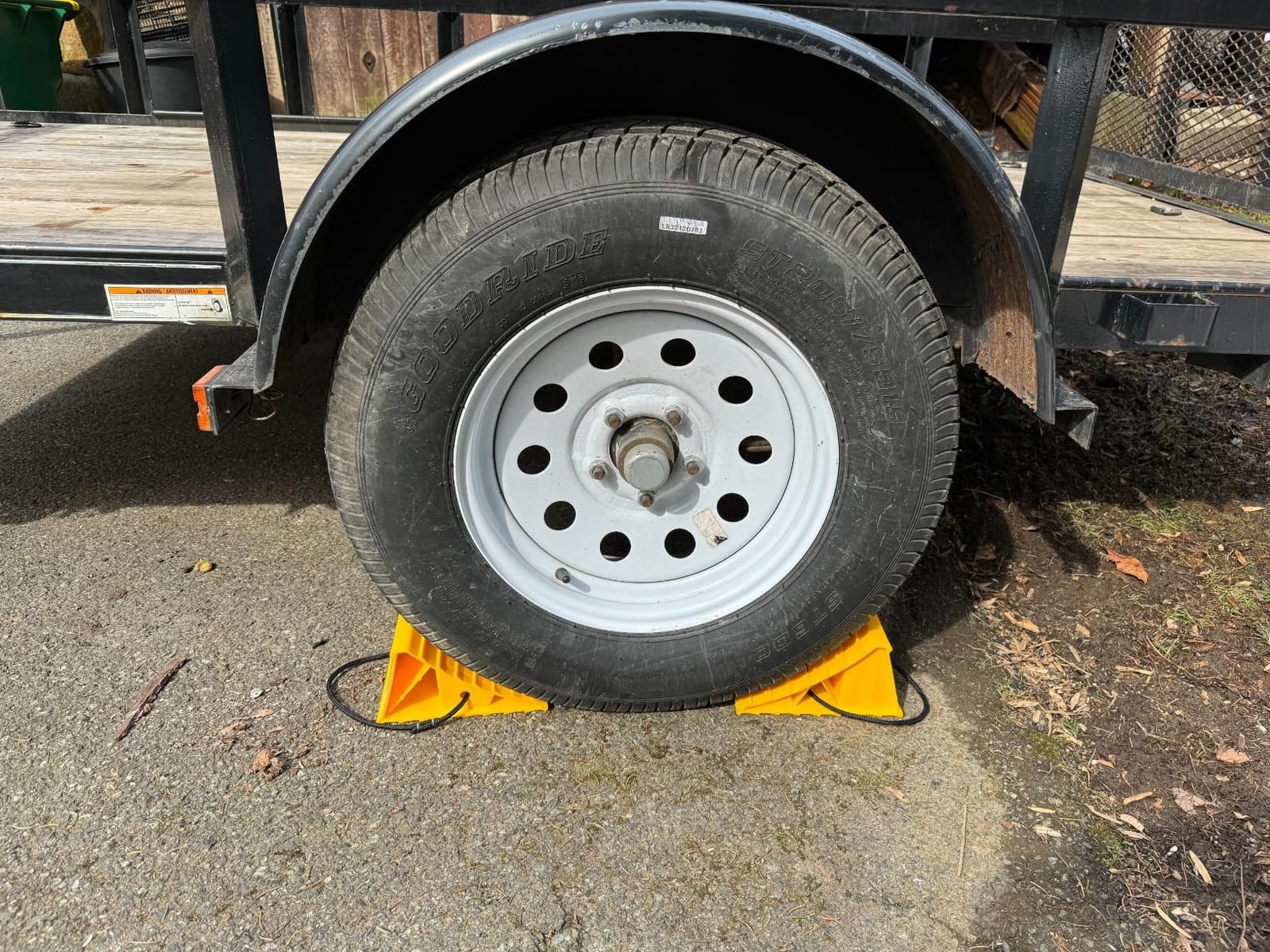 Camco RV Wheel Chocks with Rope - 2-Pack - Made in the USA customer photo 1