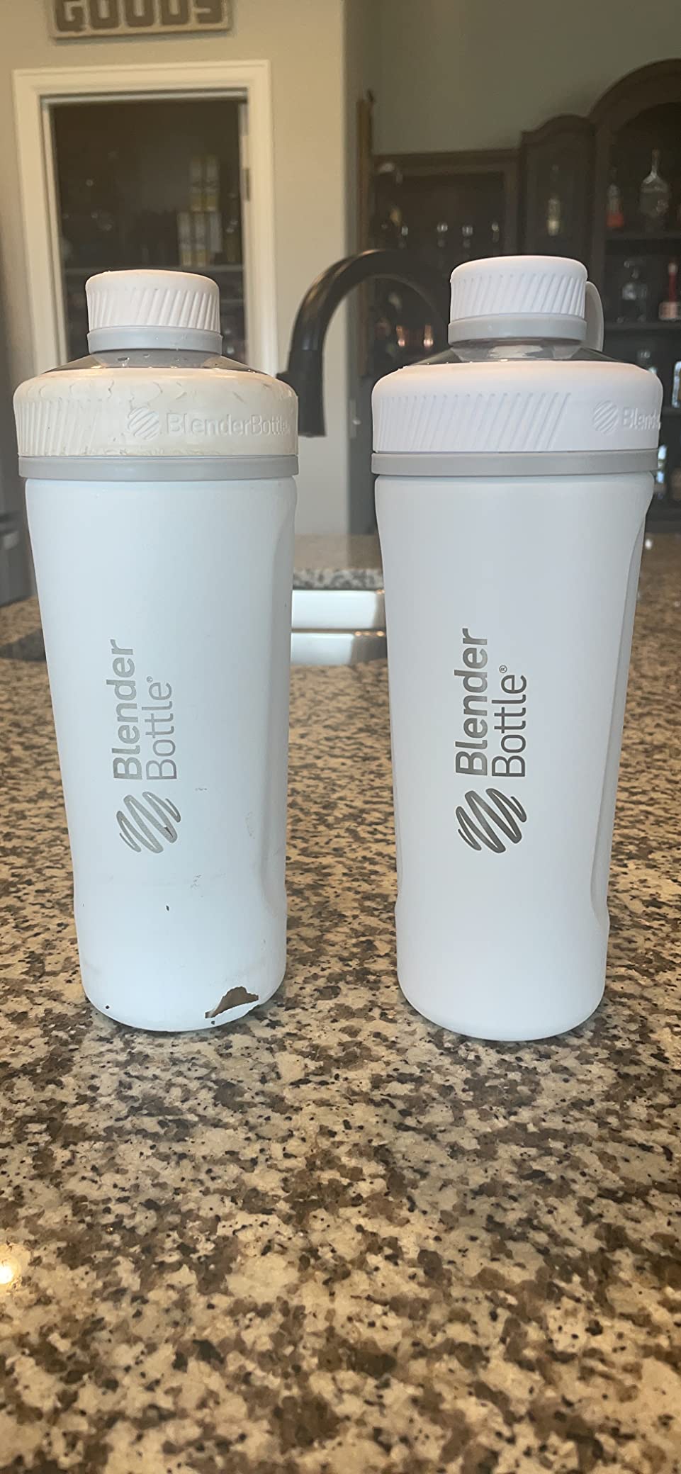 BlenderBottle Radian Stainless Steel Shaker Bottle 26 oz Black customer photo 2