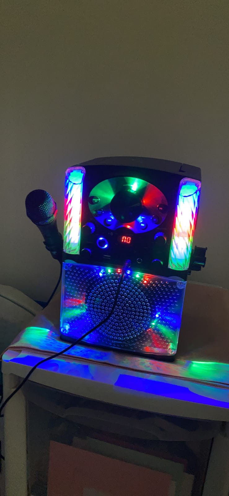 Singing Machine SML625BTBKD Karaoke Machine, Portable Bluetooth CD+G Karaoke System, Black customer photo 2