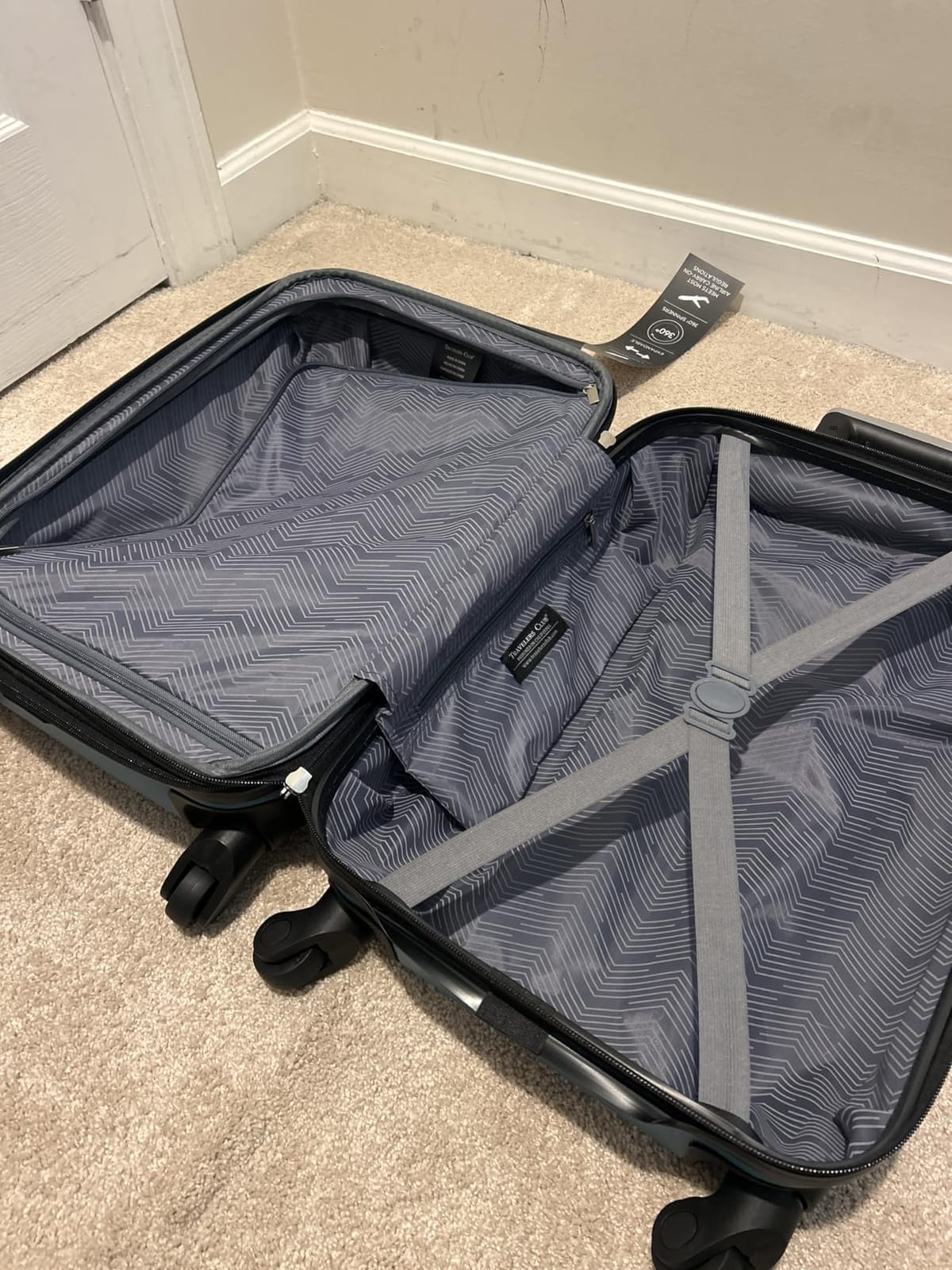 Travelers Club Chicago Hardside Expandable Spinner Luggage, Teal, 22