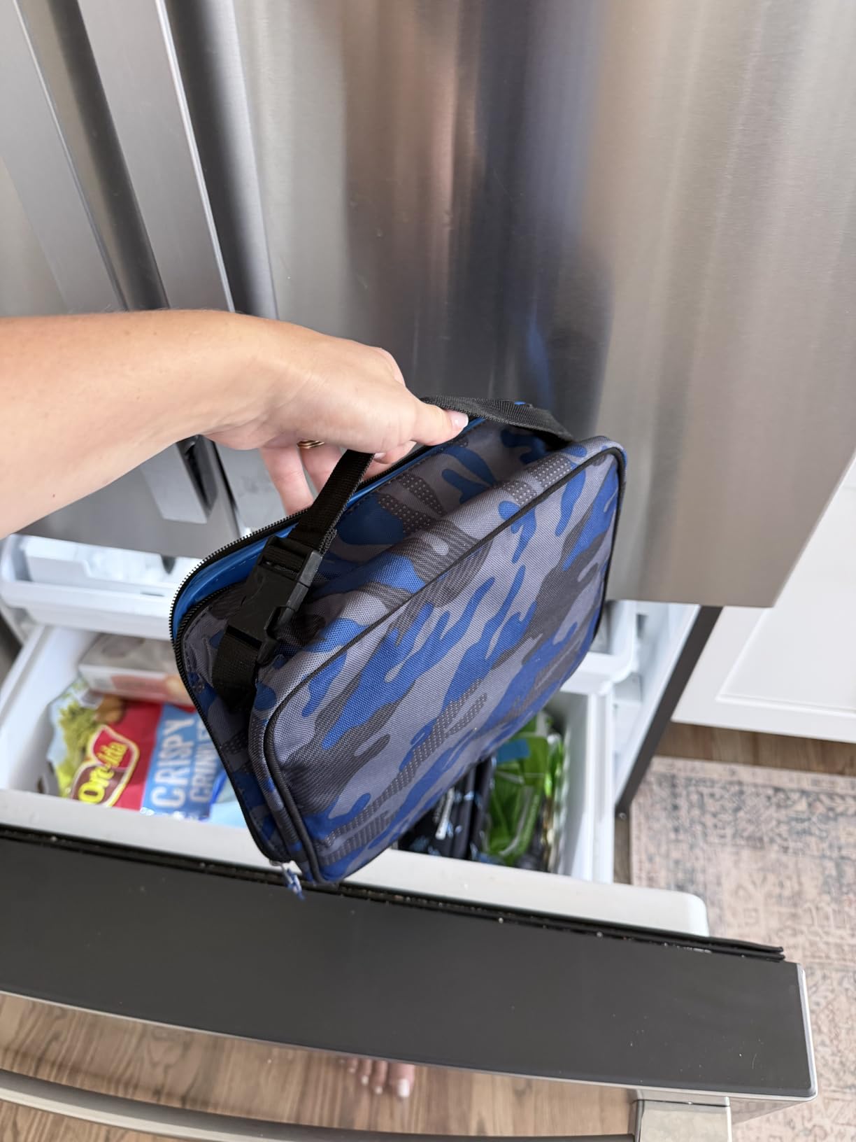 PackIt Freezable Classic Lunch Box, Black customer photo 2
