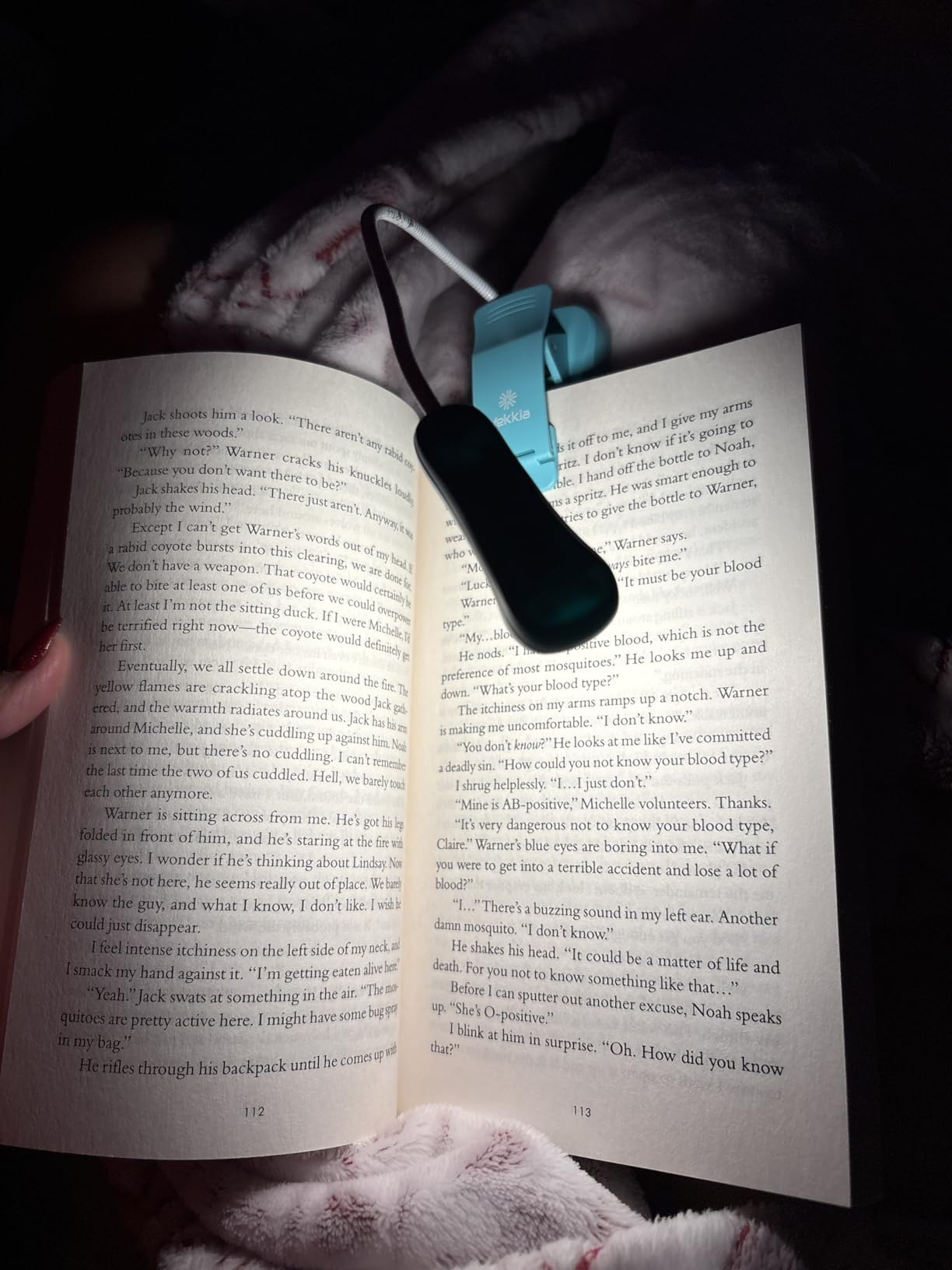 Vekkia Rechargeable Book Light for Reading in Bed(Blue) customer photo 1