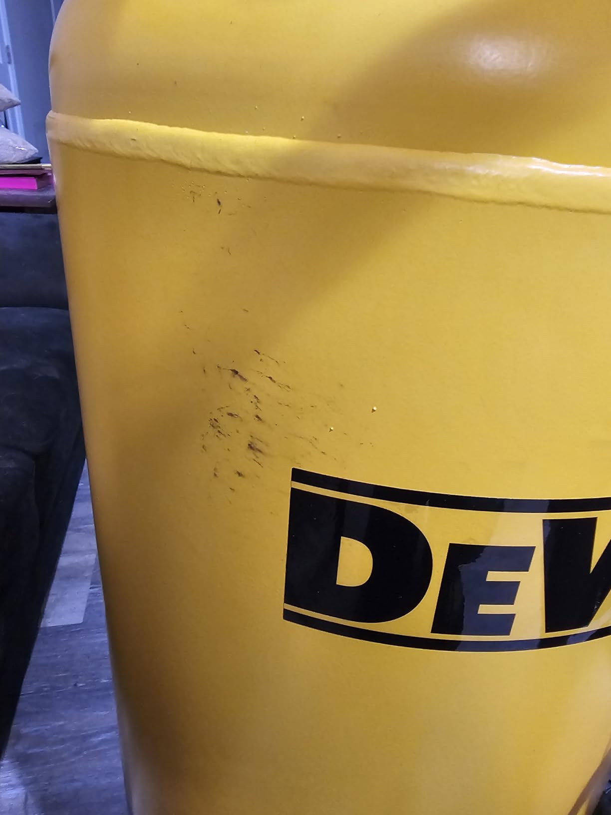 DEWALT 27-Gallon Vertical Portable Air Compressor (DXCM271.COM) customer photo 1