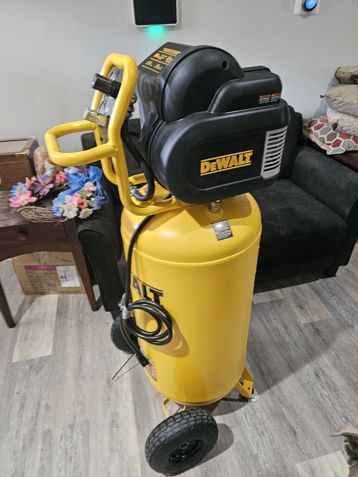 DEWALT 27-Gallon Vertical Portable Air Compressor (DXCM271.COM) customer photo 2