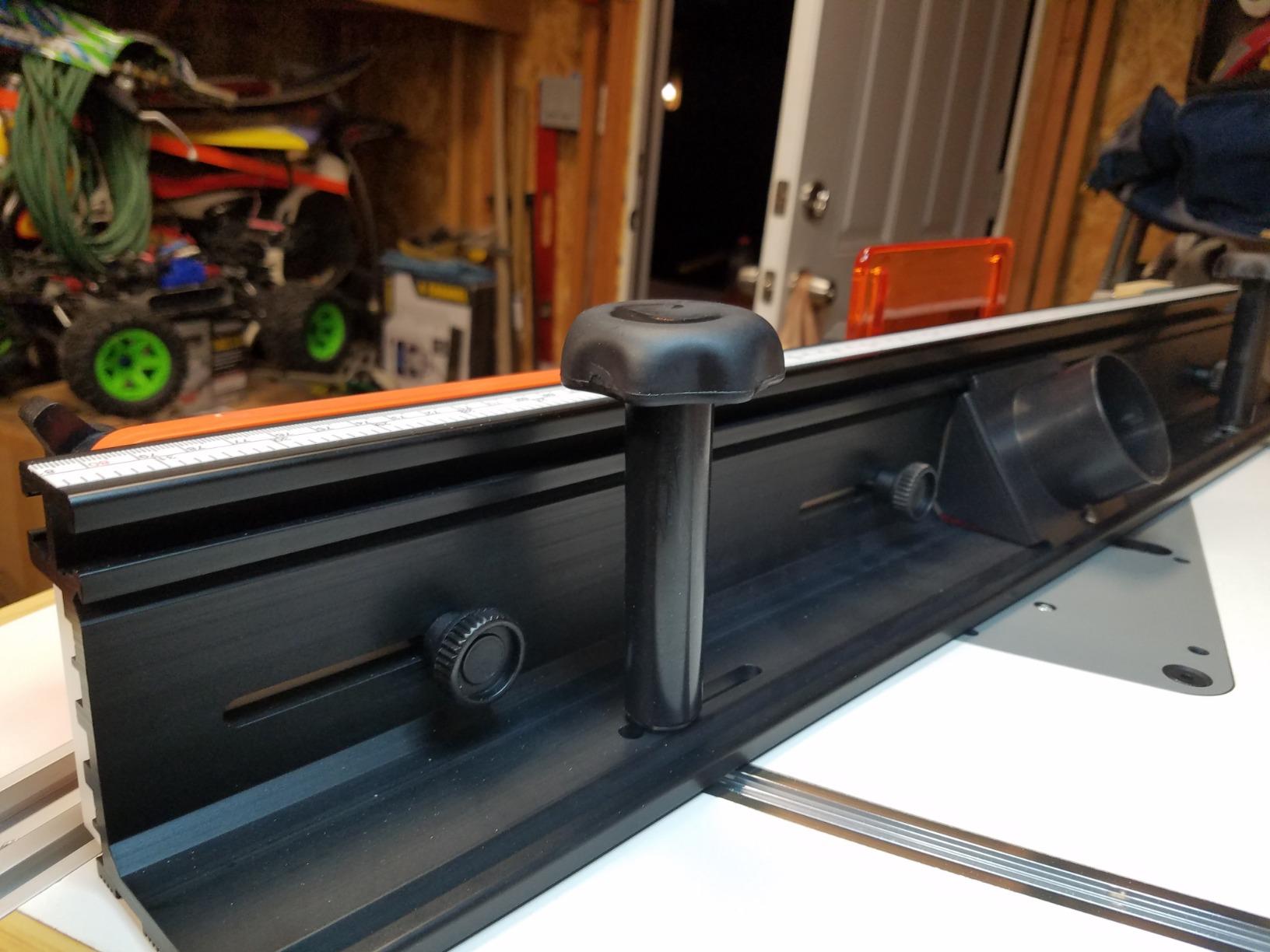 Taytools 300015 Deluxe 32 Inches Long Router Table Fence 3-1/2 Inch Tall Anodized Aluminum with Feather Board, Bit Guard, Adjustable Stop and Dust Port customer photo 1