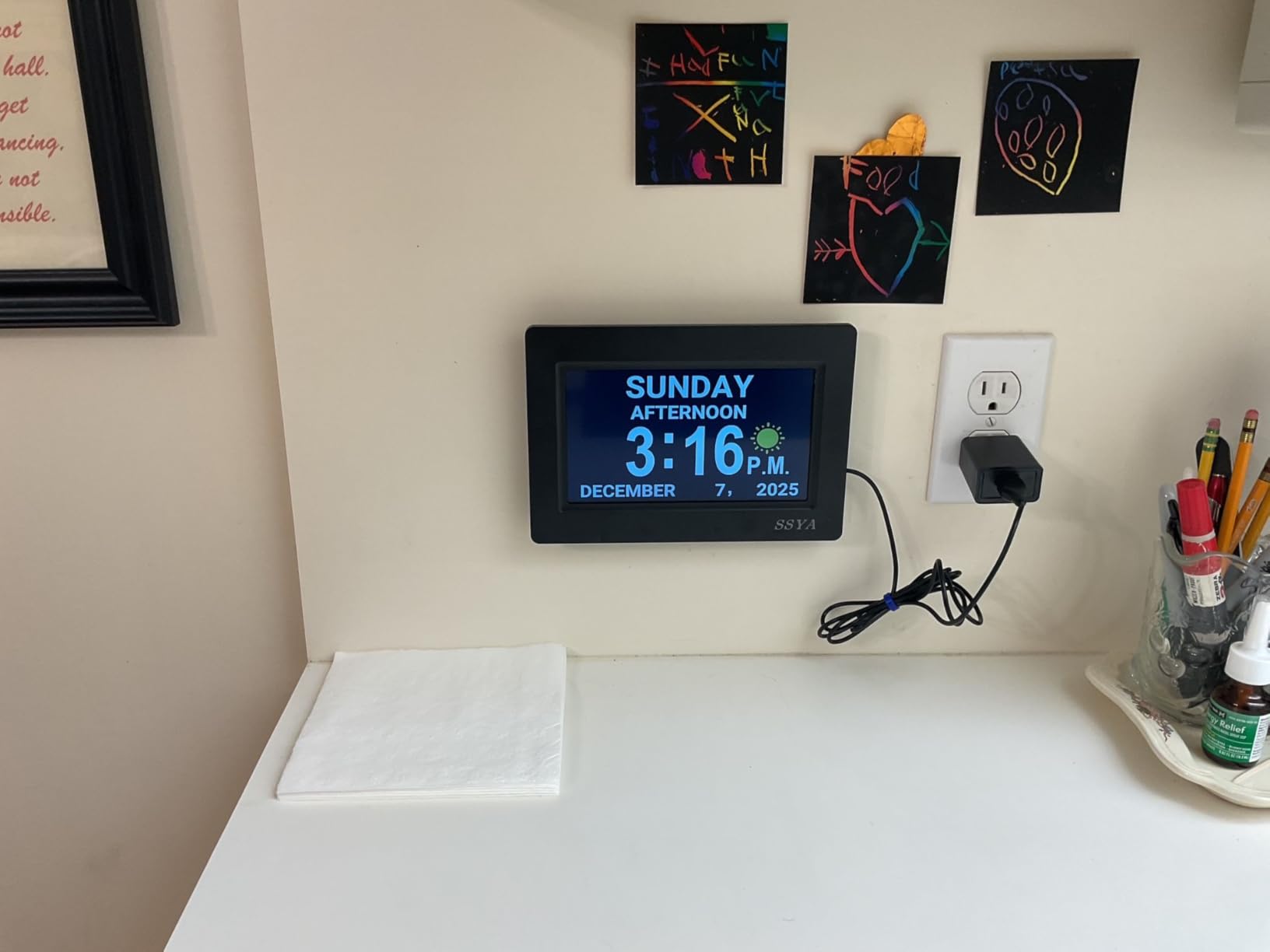 SSYA 7 Inch Calendar Clock - 12 Alarm Options, Level 5 Auto Dimmable Display,Extra Large Impaired Vision Digital Clock with Non-Abbreviated Day & Month (Black) customer photo 1