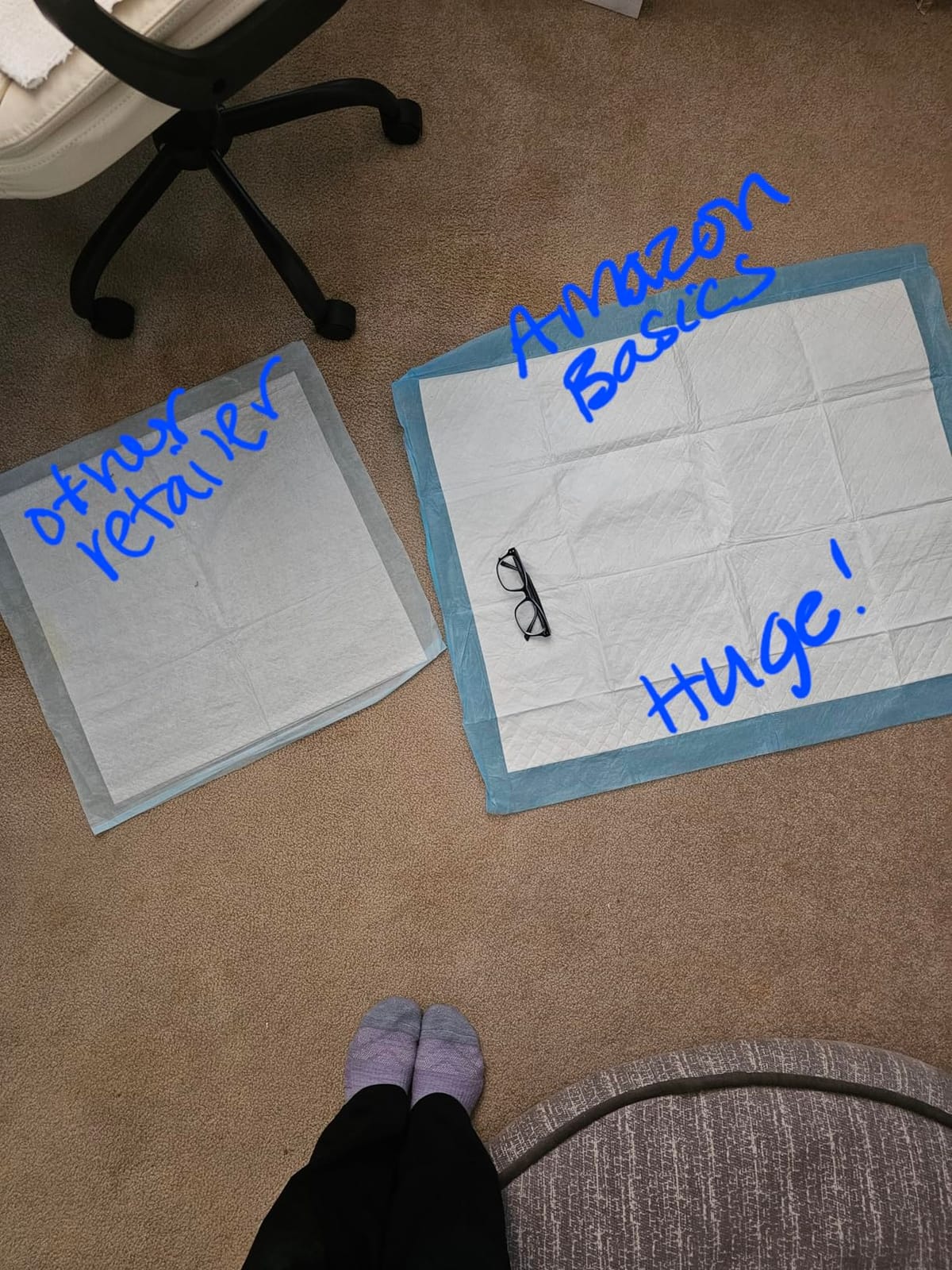 Amazon Basics Heavy Duty Dog and Puppy Pee Pads, Leak-Proof 5-Layer Super Absorbent, Quick-Dry Surface for Potty Training, Regular Size, 24x23
