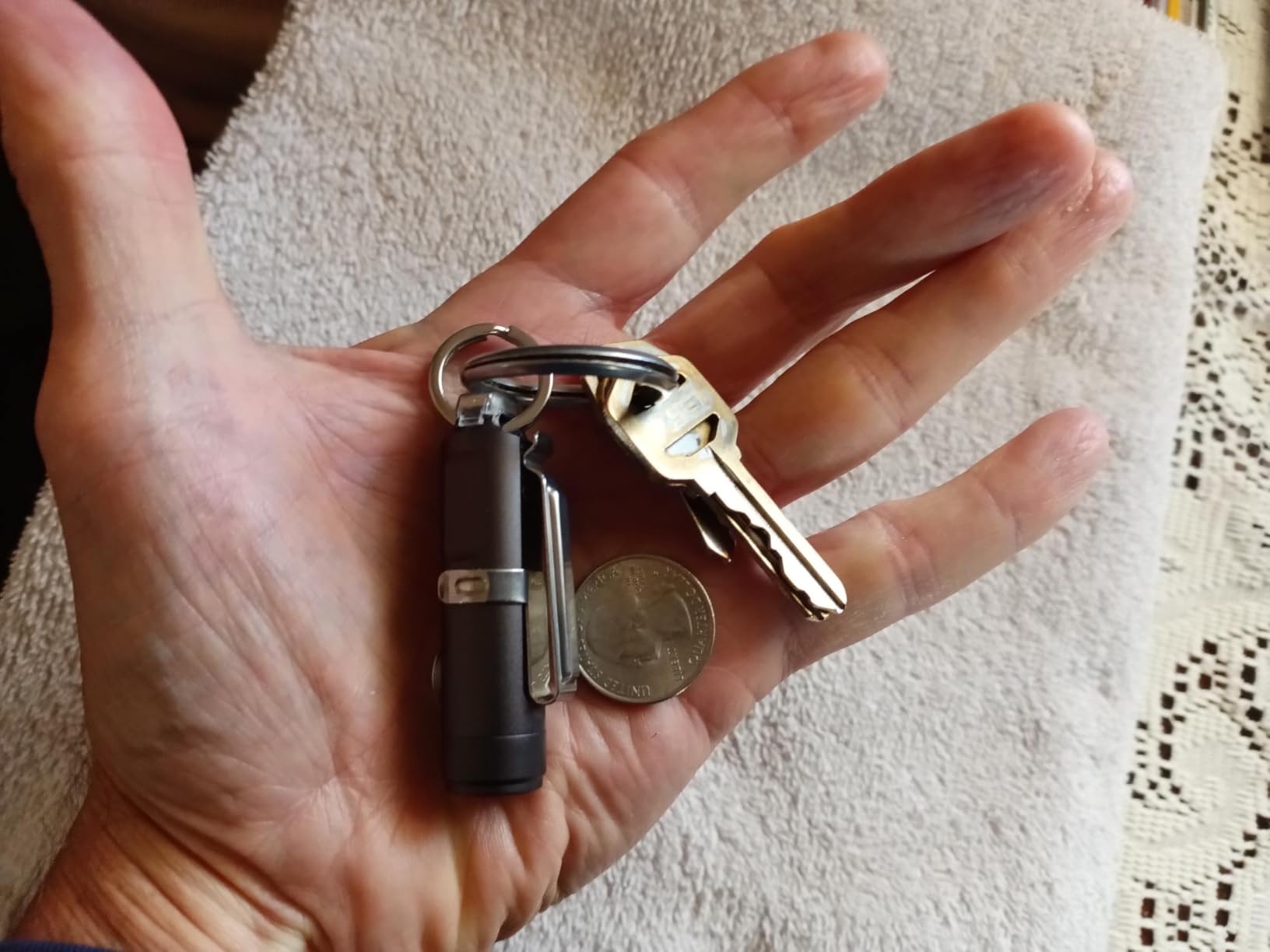 RovyVon A3 Gen 4 Mini Keychain Flashlight Super Bright 650 Lumens customer photo 1
