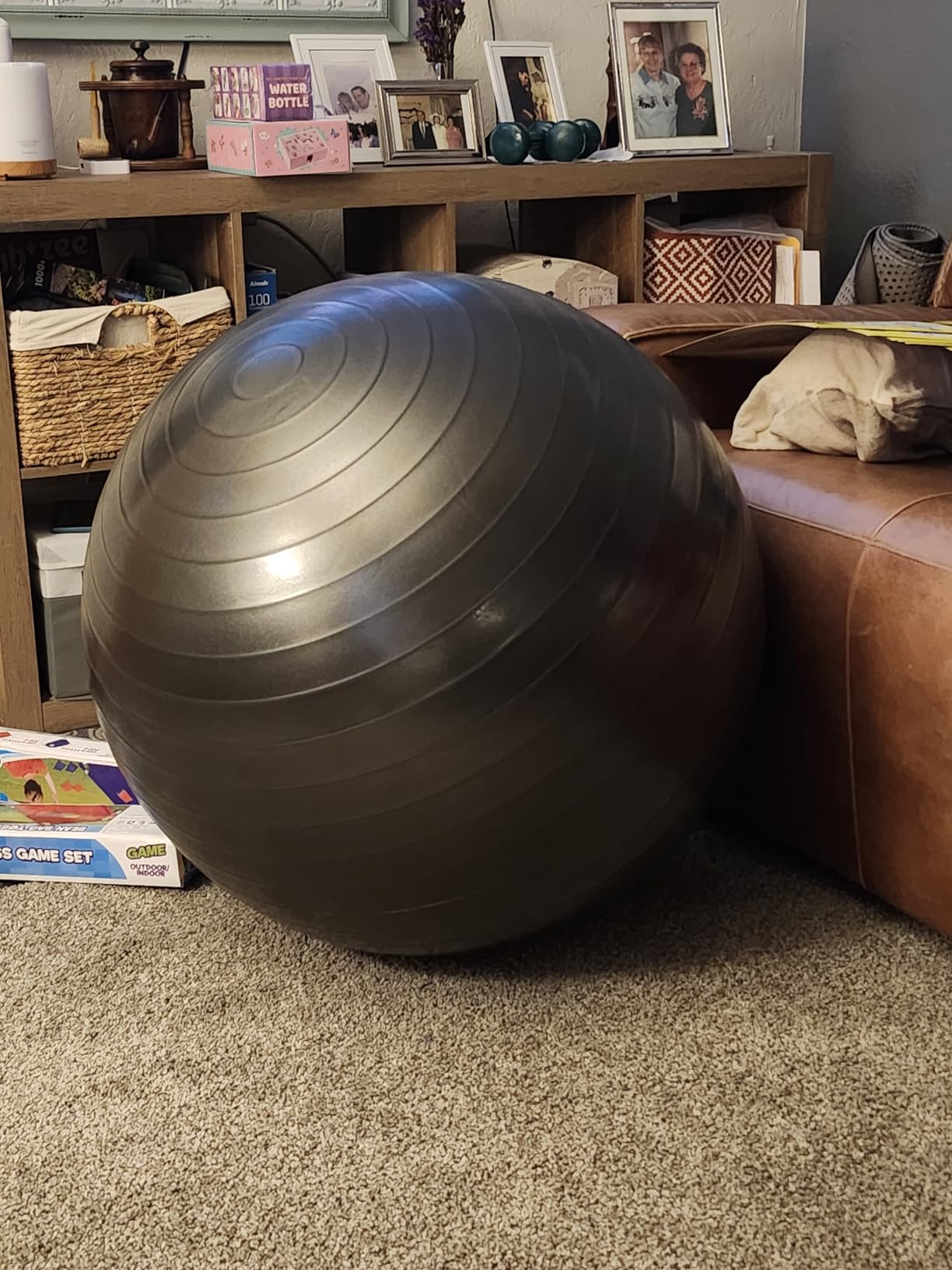 Trideer Yoga Ball for Exercise, Pregnancy, Exercise Ball, Pump Included customer photo 2