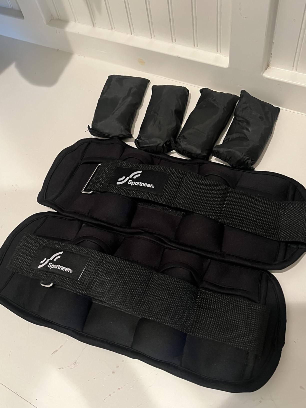 Sportneer Adjustable Ankle Weights, 2-10 lb per Pair, Removable Weights customer photo 1