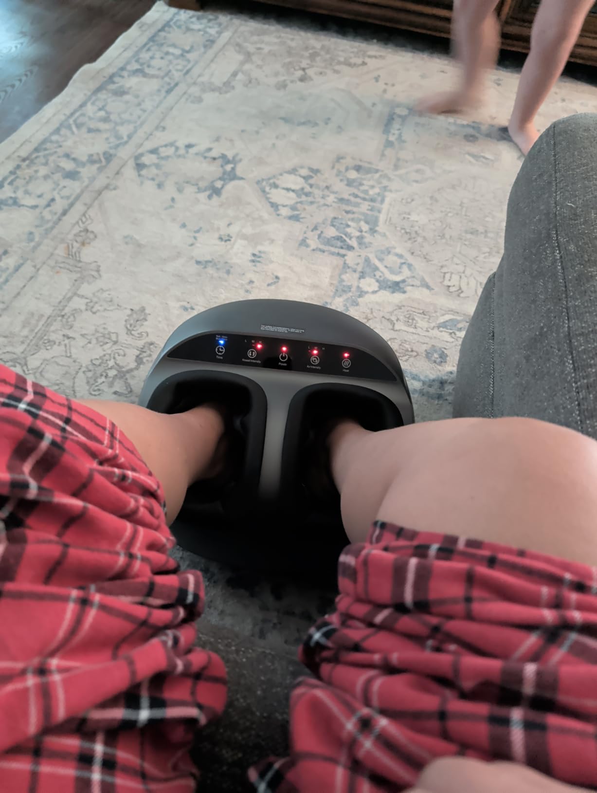 RENPHO Full Foot Massager with Heat, Deep Shiatsu for Plantar Fasciitis customer photo 2