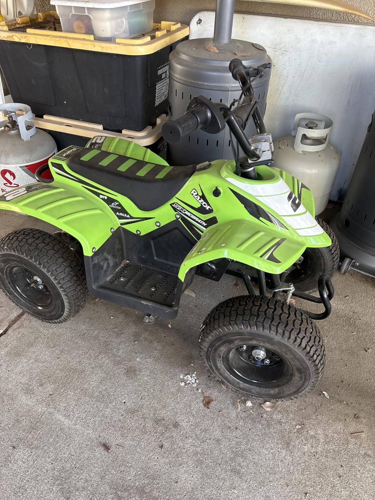 Razor Electric Off Road Vehicles, Dirt Bike Electric Quad with Adjustable Handlebars and Rear Suspension, Ride On Car for Young Adventurers, Blue customer photo 2