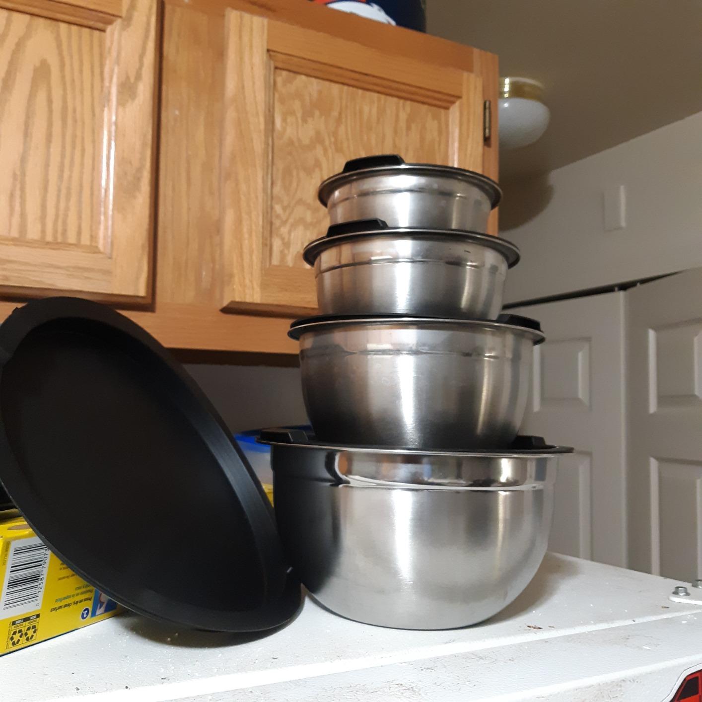 WHYSKO Stainless Steel Mixing Bowls with Lids, 5-Piece Nesting Set customer photo 1