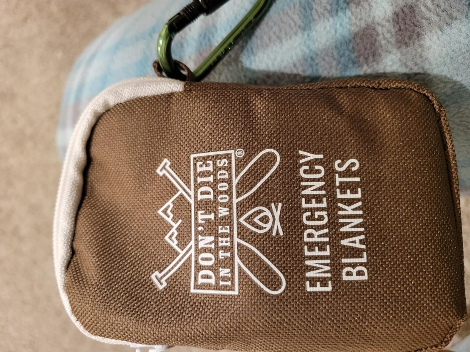Don’t Die in The Woods – Freakin’ Huge Emergency Blankets [Green] customer photo 2