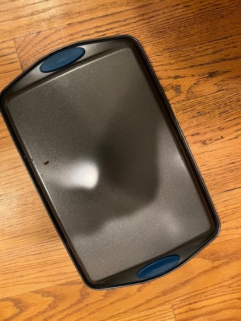 Rachael Ray Nonstick Bakeware Cookie Pan Set, Baking Sheets, 3-Piece, Gray customer photo 1