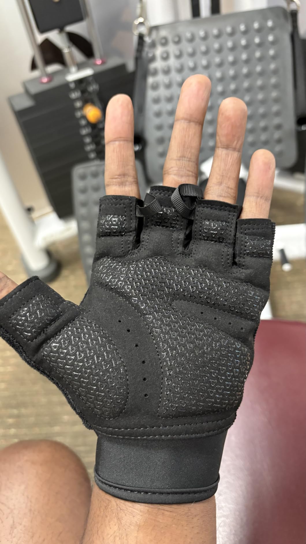 ATERCEL Workout Gloves for Men and Women, Exercise Gloves for Weight Lifting, Cycling, Gym, Training, Breathable and Snug fit customer photo 1