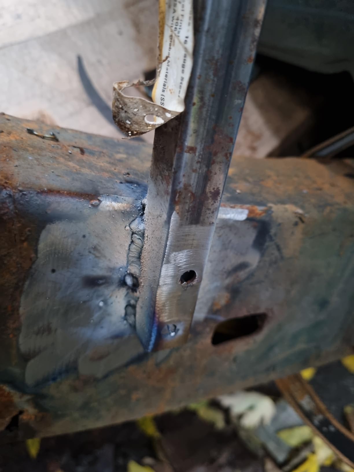 HITBOX 200A MIG Welder, 110V/220V Flux Core MIG/Lift TIG/Stick 3-in-1 customer photo 1