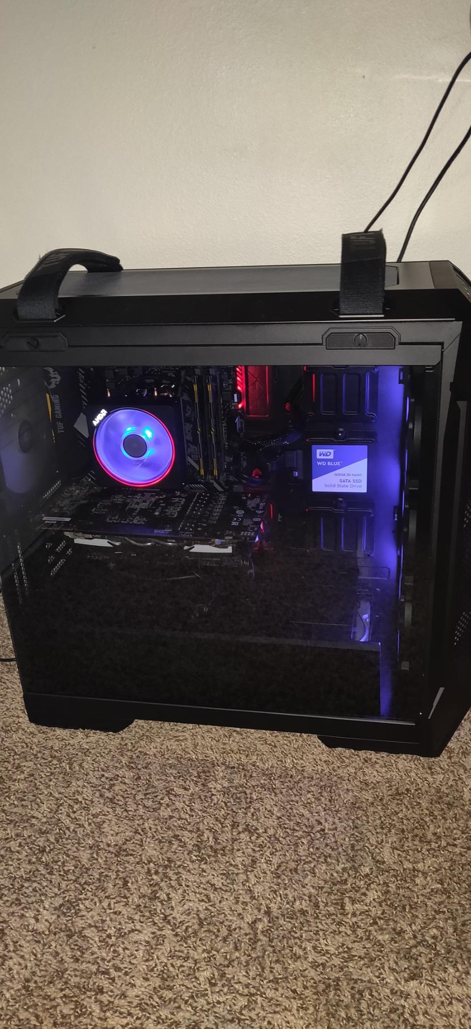 ASUS TUF Gaming GT501 E-ATX Full-Tower PC Case customer photo 1