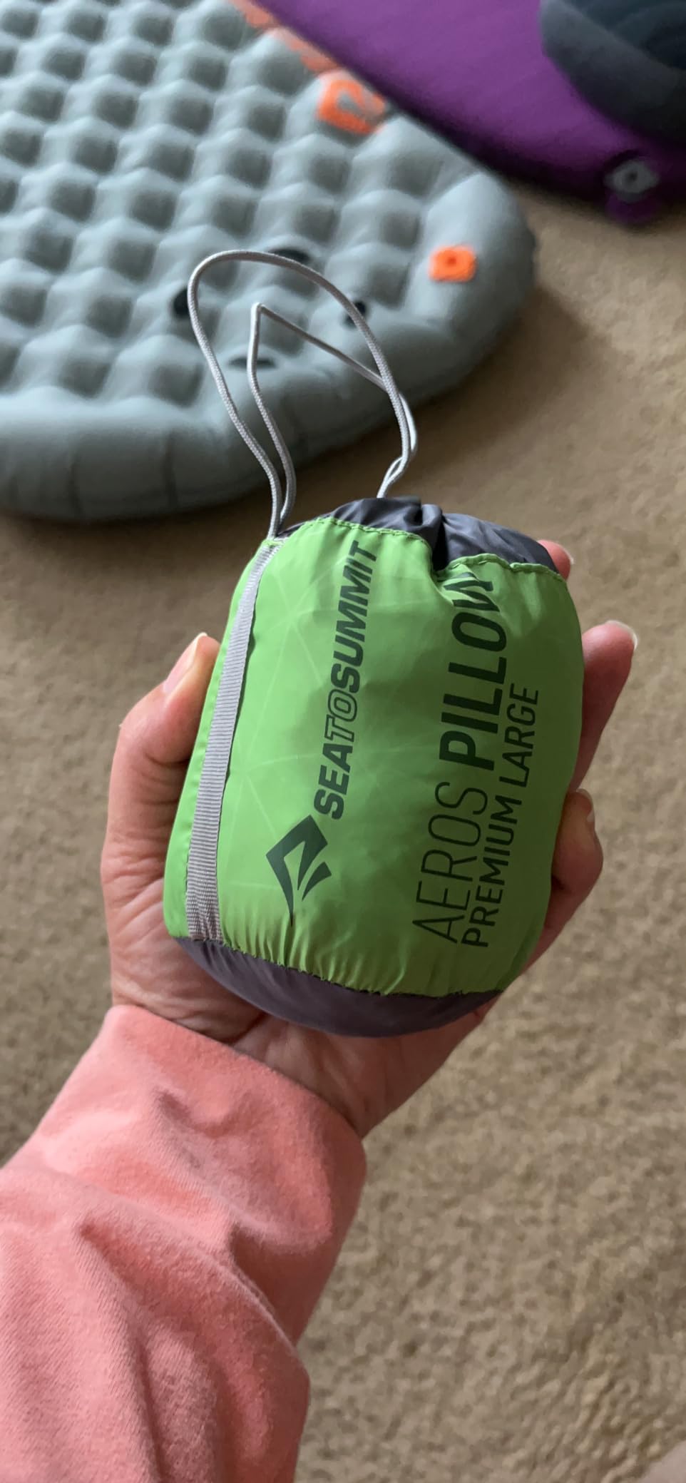 Sea to Summit Aeros Premium Inflatable Pillow, Regular, Lime customer photo 1