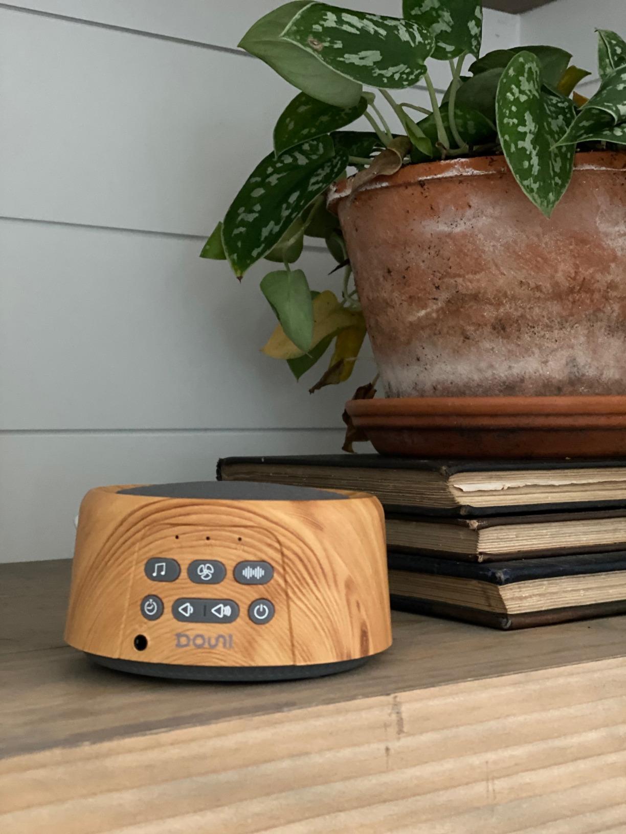 Douni White Noise Machine for Sleeping - 27 Non-Looping Soothing Sounds Sleep Sound Machine with Timer & Memory, 3.5mm Jack, Wood Grain Sound Machine for Hotel Bedroom Office customer photo 2