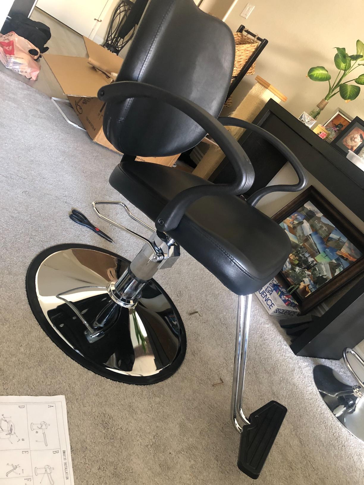 Funnylife Hair Salon Chair Styling Heavy Duty Hydraulic Pump Barber Chair Beauty Barbering Chair for Hair Stylist Women Man customer photo 1