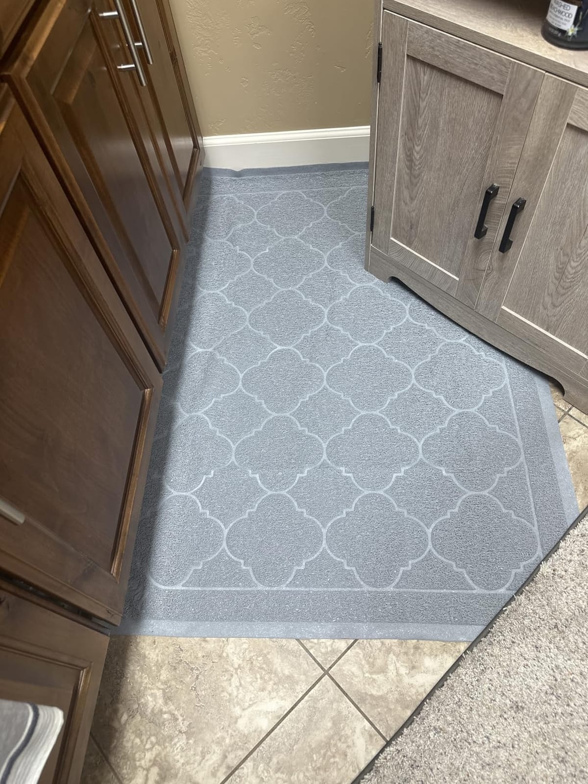 WePet Cat Litter Box Mat, Kitty Premium PVC Pad, Durable Trapping Rug, Phthalate Free, Urine-Resistant, Scatter Control, XXL 47 x 36 Inch, Grey customer photo 2