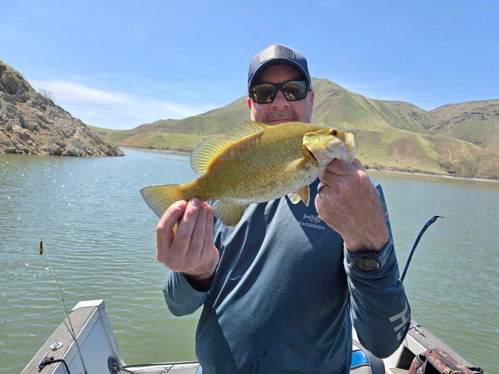 BASSDASH Fishing T Shirts for Men UV Sun Protection UPF 50+ Long Sleeve Tee T-Shirt customer photo 1