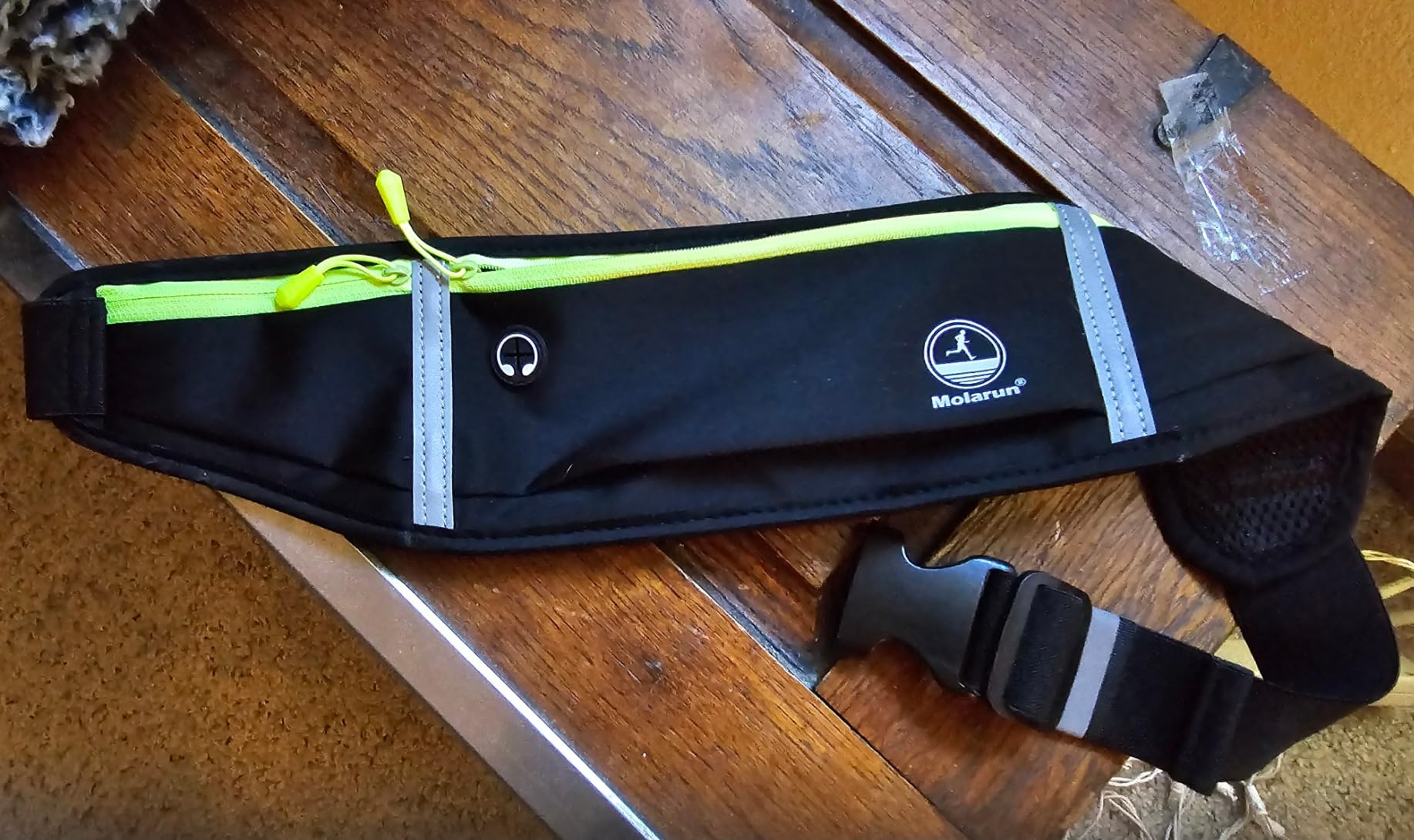 Running Belt Slim Fanny Pack Jogging Pouch Phone Holder Waist Pack - Black customer photo 2