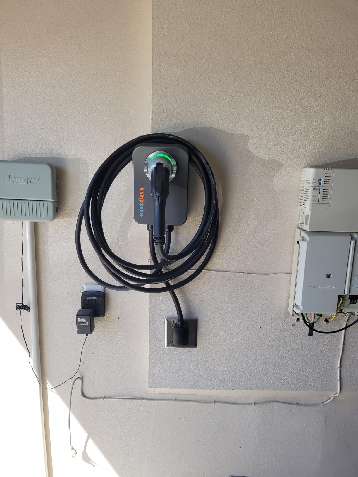ChargePoint HomeFlex Level 2 EV Charger J1772 - NEMA 14-50 Plug customer photo 1